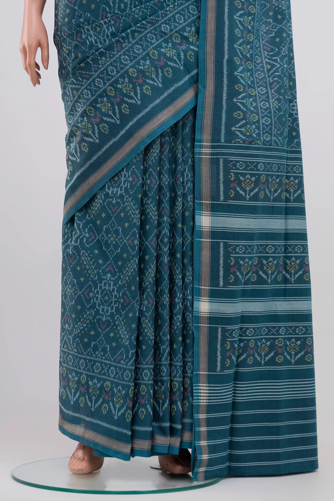 Blue Pochampally Cotton Saree - Image 3