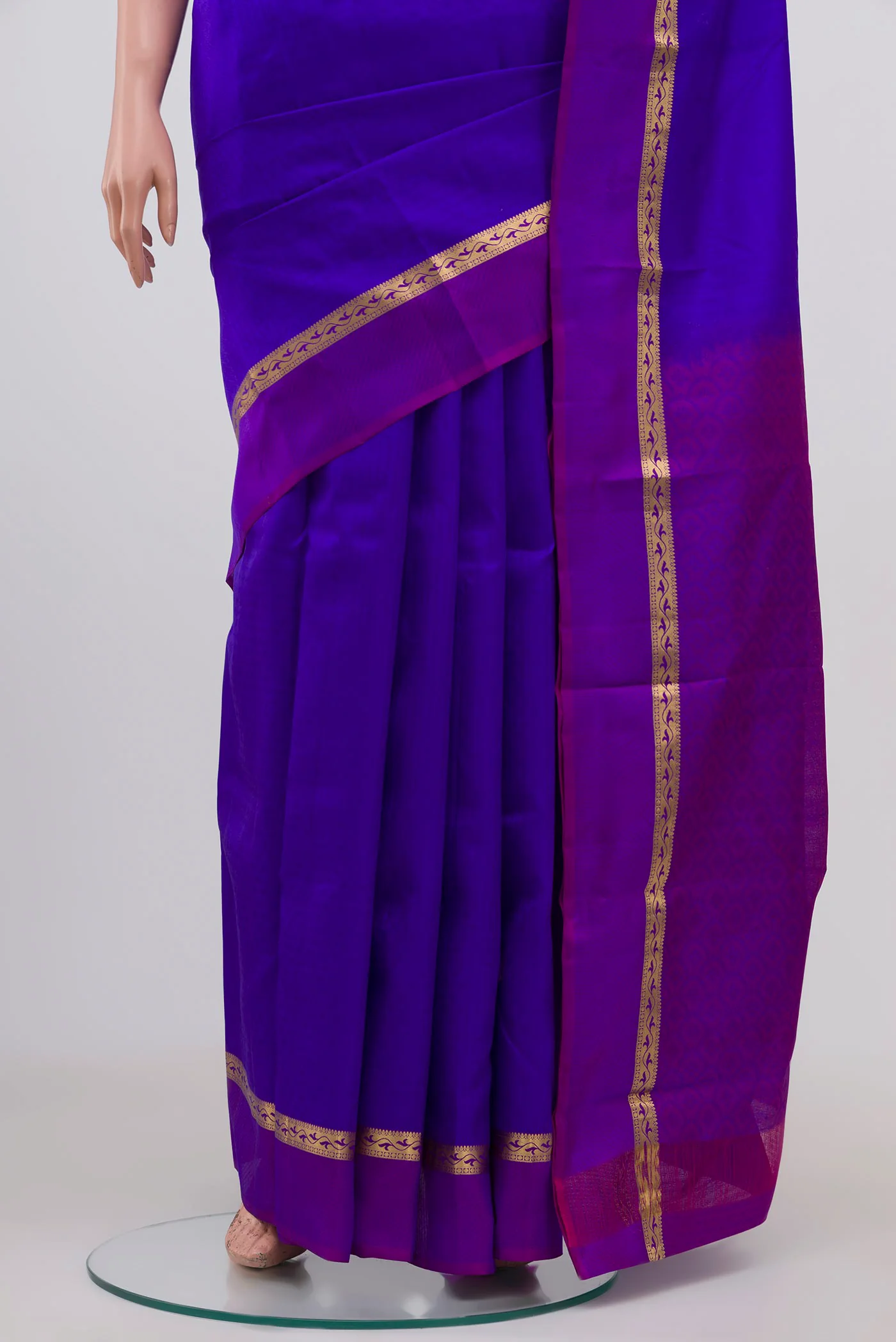 Royal Blue Kanchipuram Silk Saree - Image 3