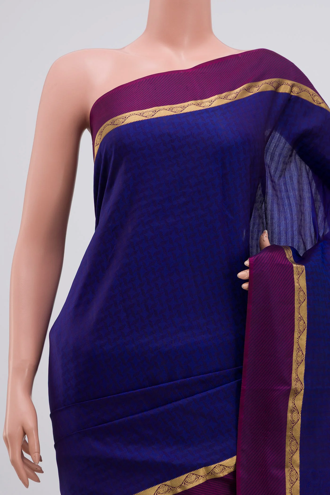 Blue Kanchipuram Silk Saree - Image 2