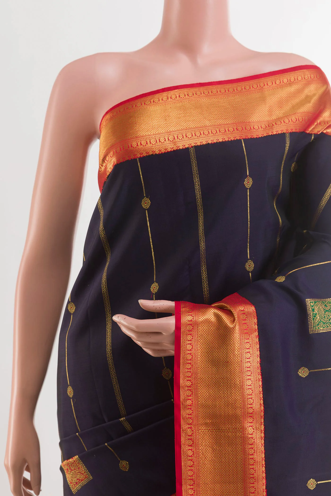Navy Blue Kanchipuram Silk Saree - Image 2