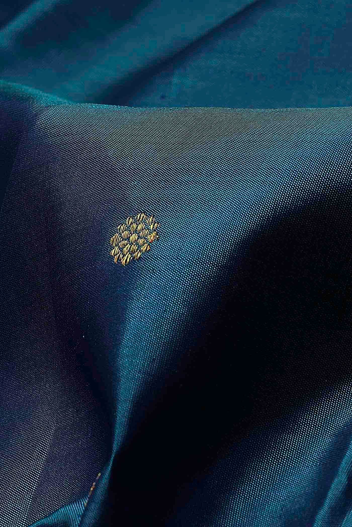 Pure Silk Pure Zari Blue Kanchipuram Saree - Image 3