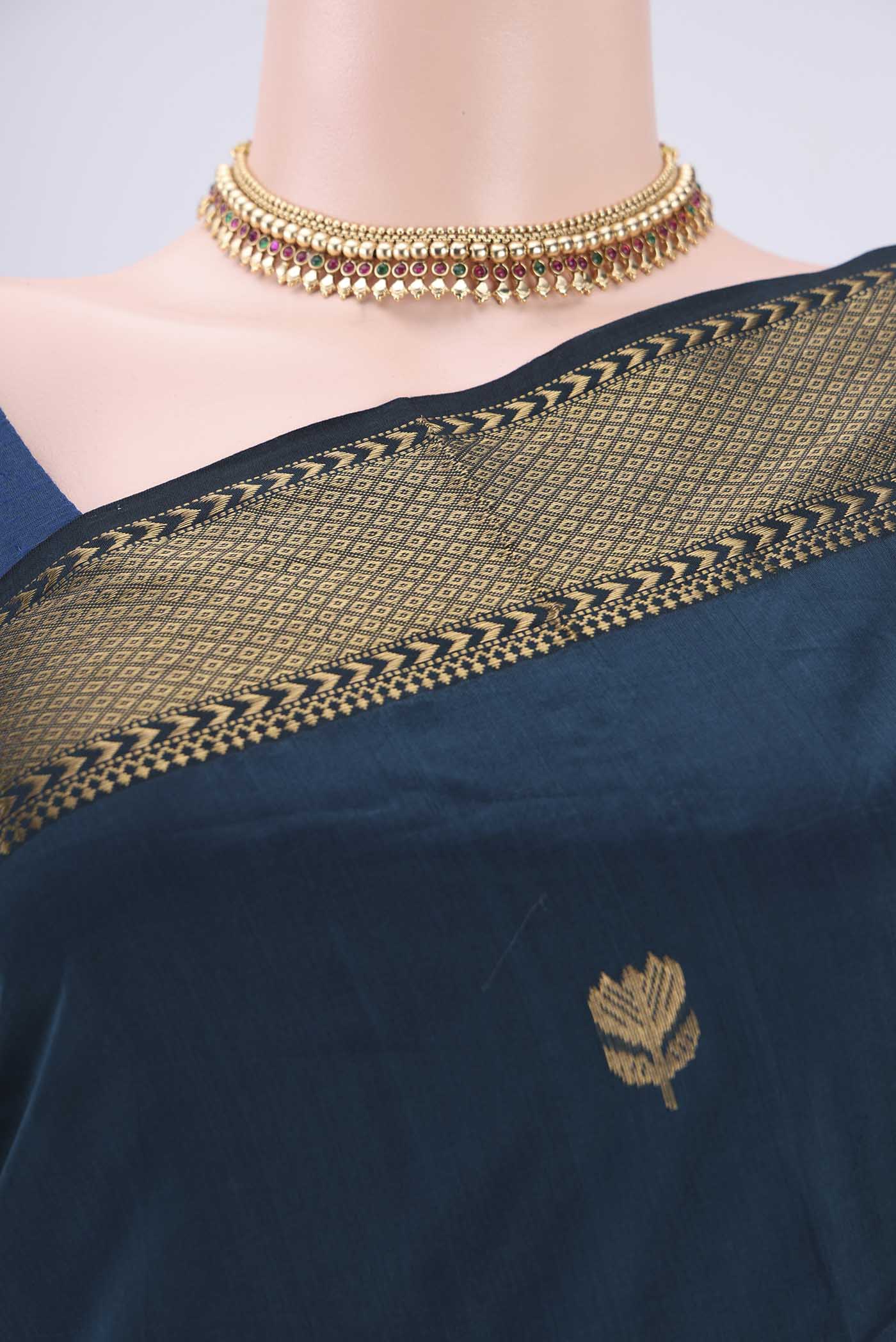 Blue Maheshwari Silk Cotton Saree - Image 2