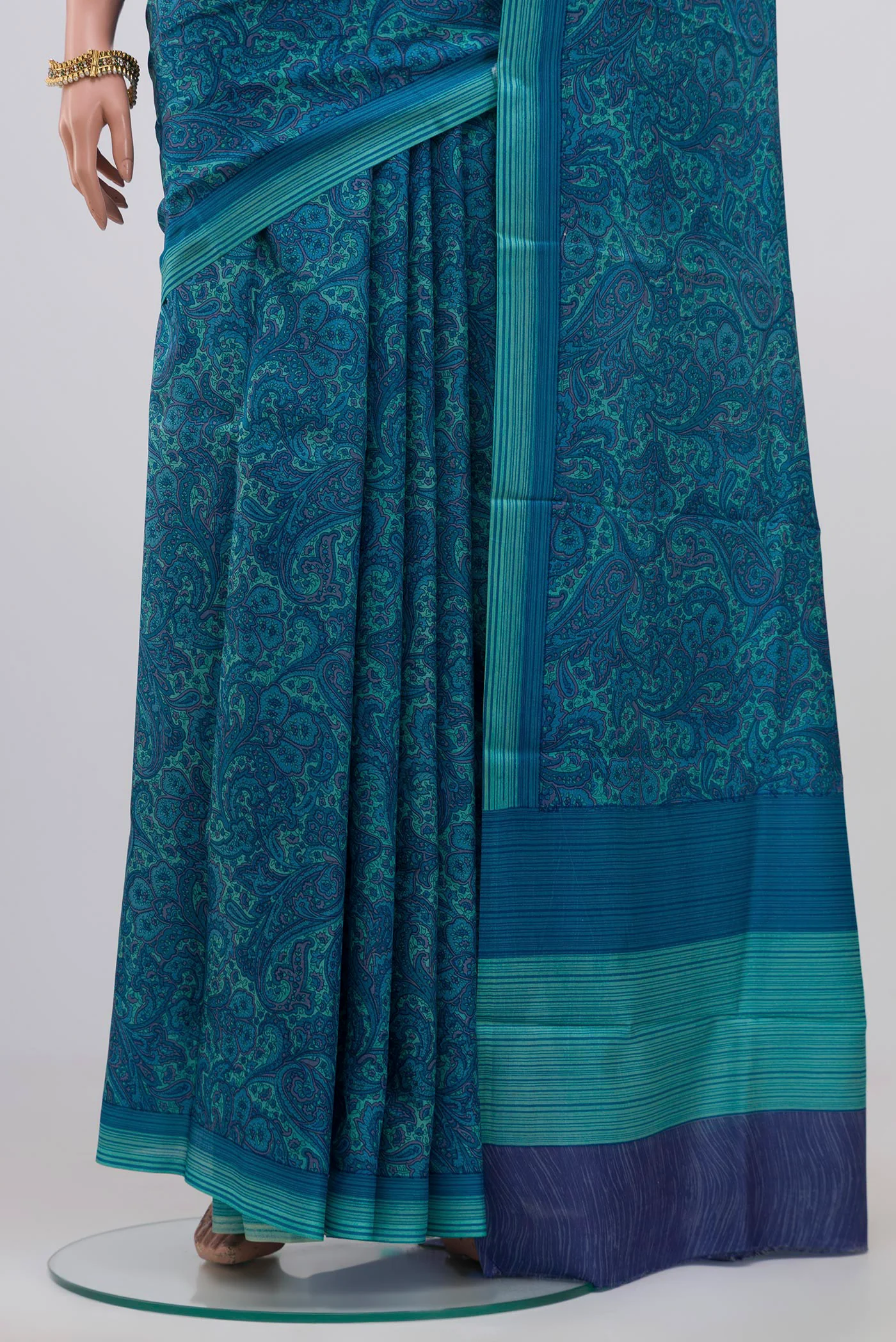 Blue Printed Silk Saree - Image 3