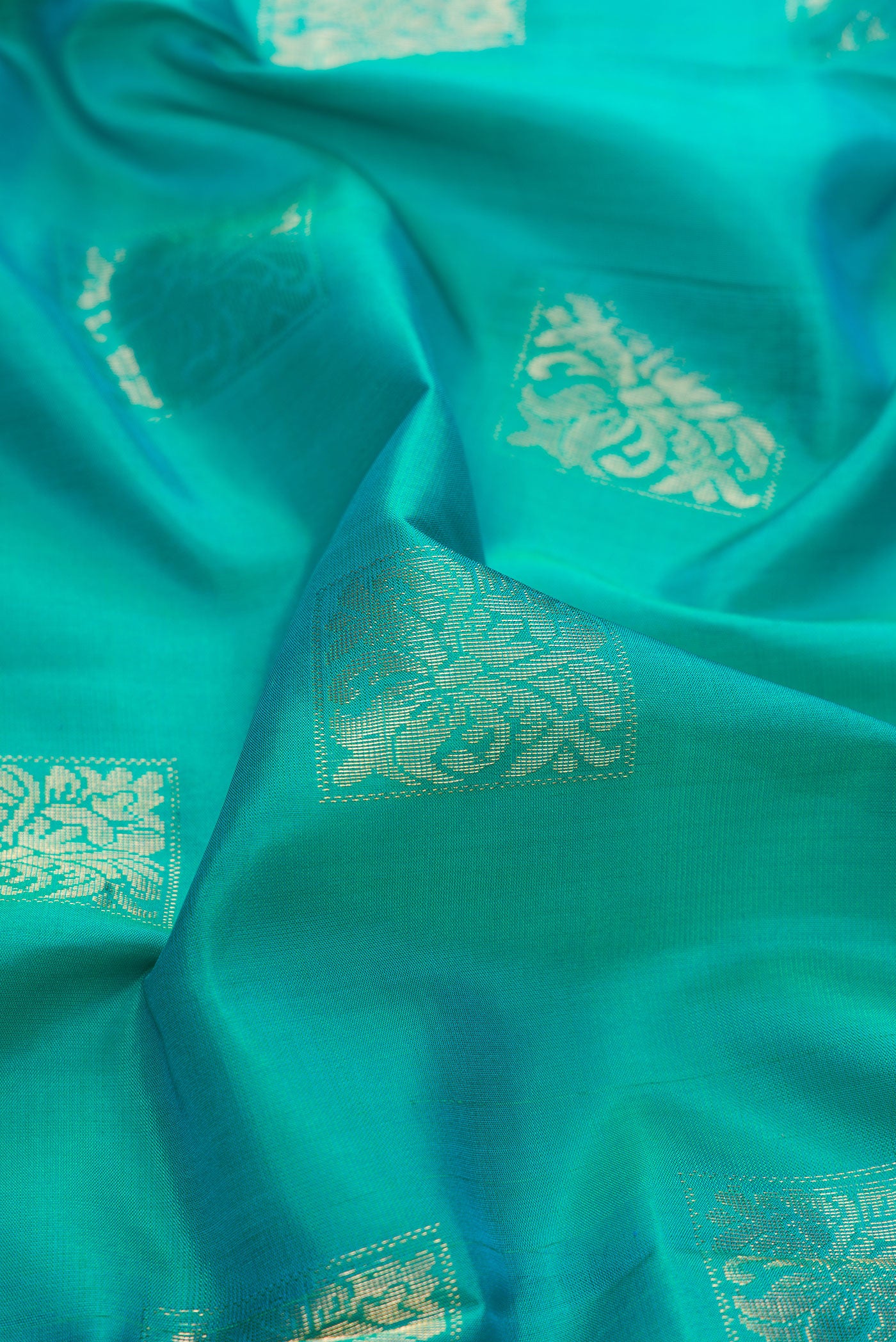 Blue Soft Silk Saree - Image 2