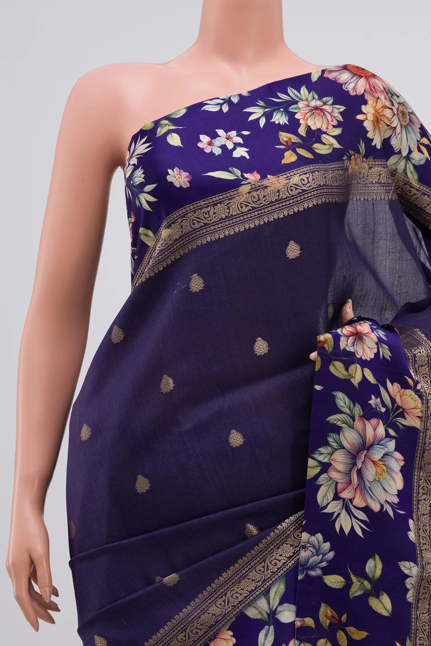 Navy Blue Tussar Silk Saree - Image 2