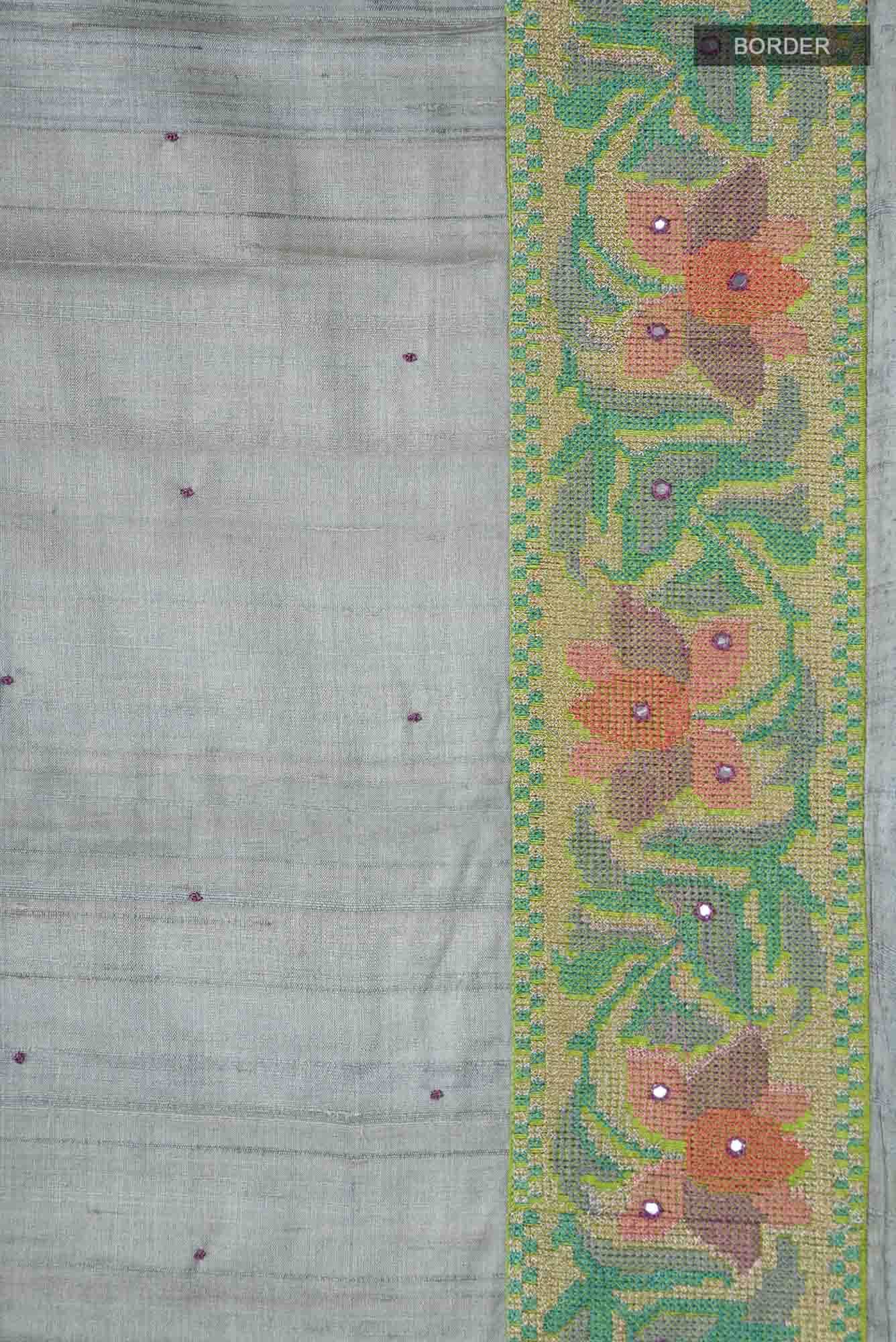 Grey Tussar Silk Saree - Image 5