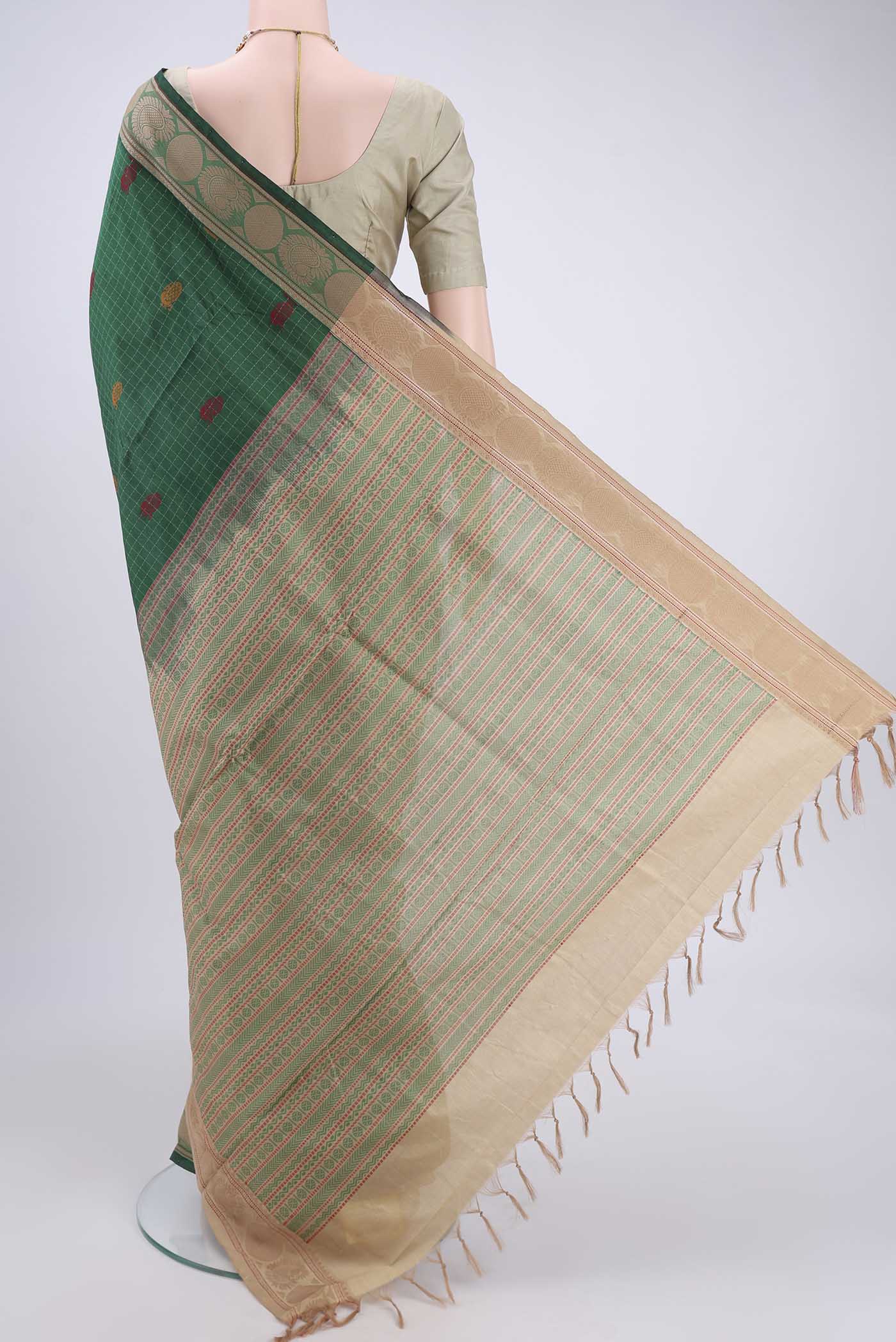 Green Blended Poly Cotton Saree - Image 3