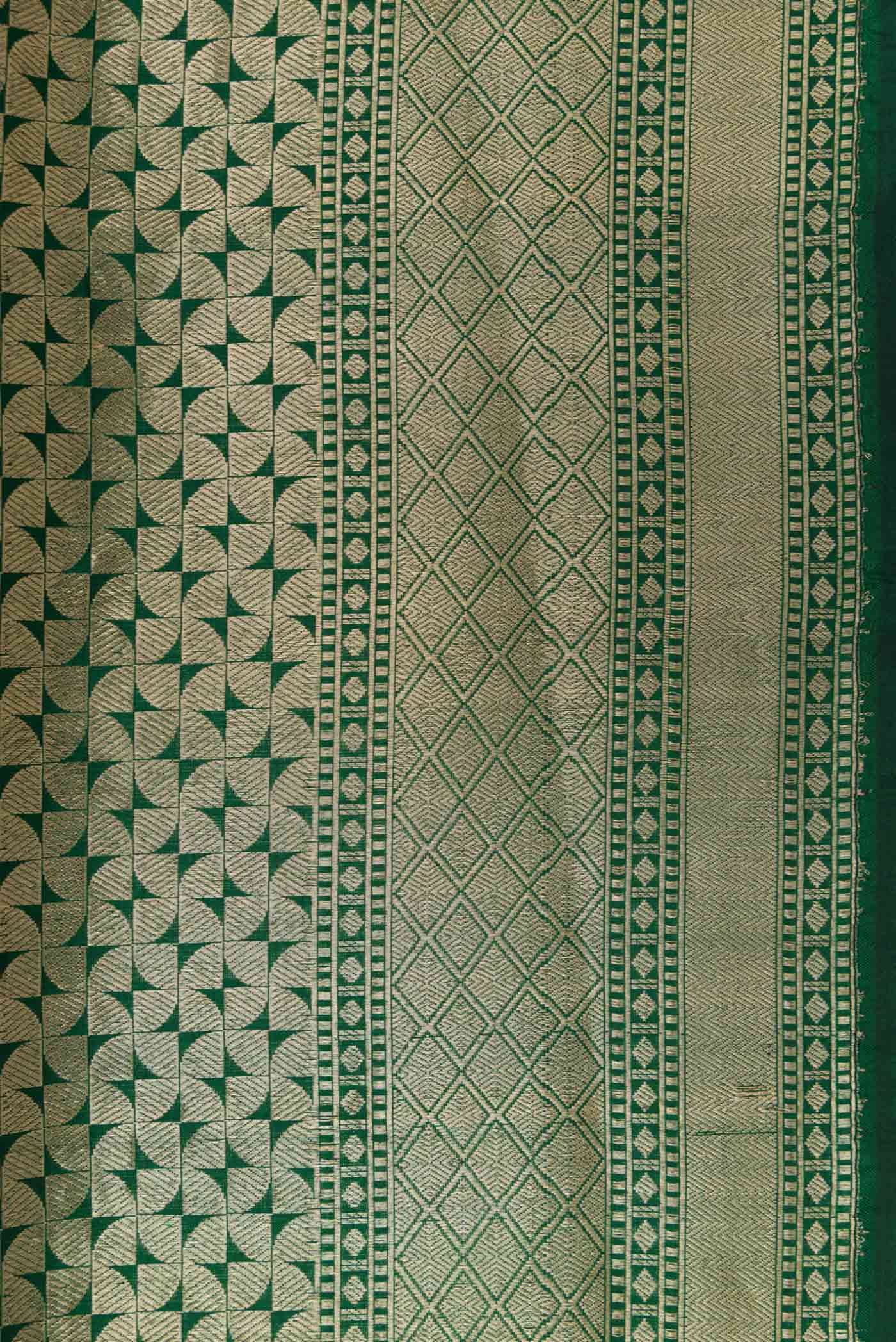 Bottle Green Banarasi Silk Saree - Image 3