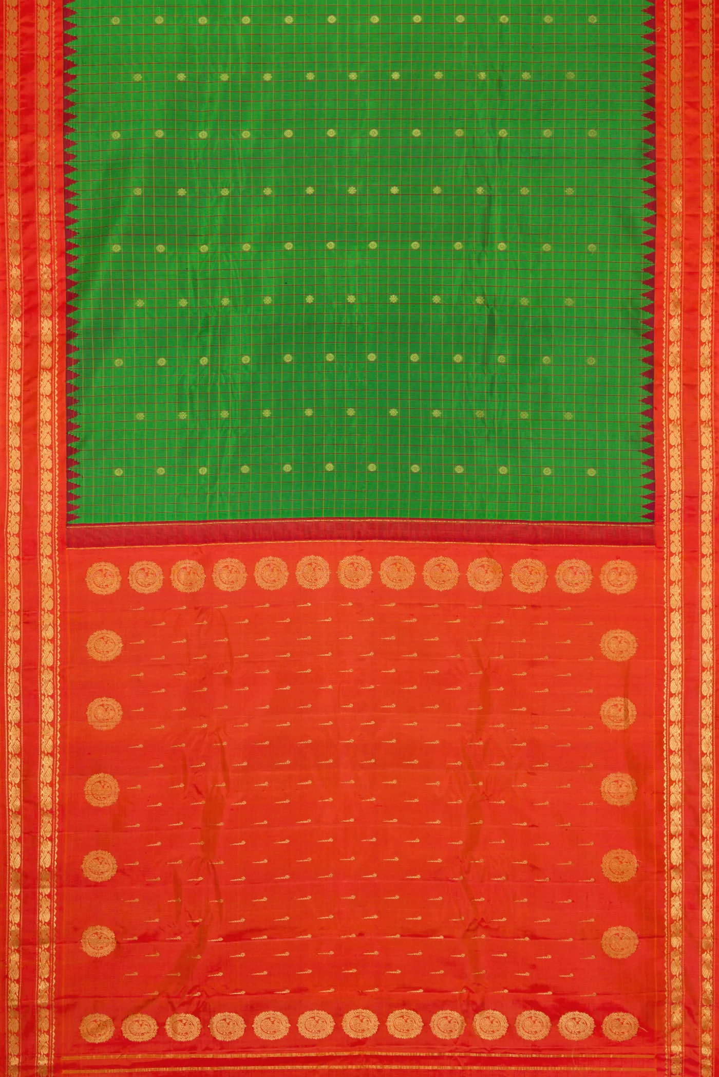 Green Gadwal Silk Saree - Image 6