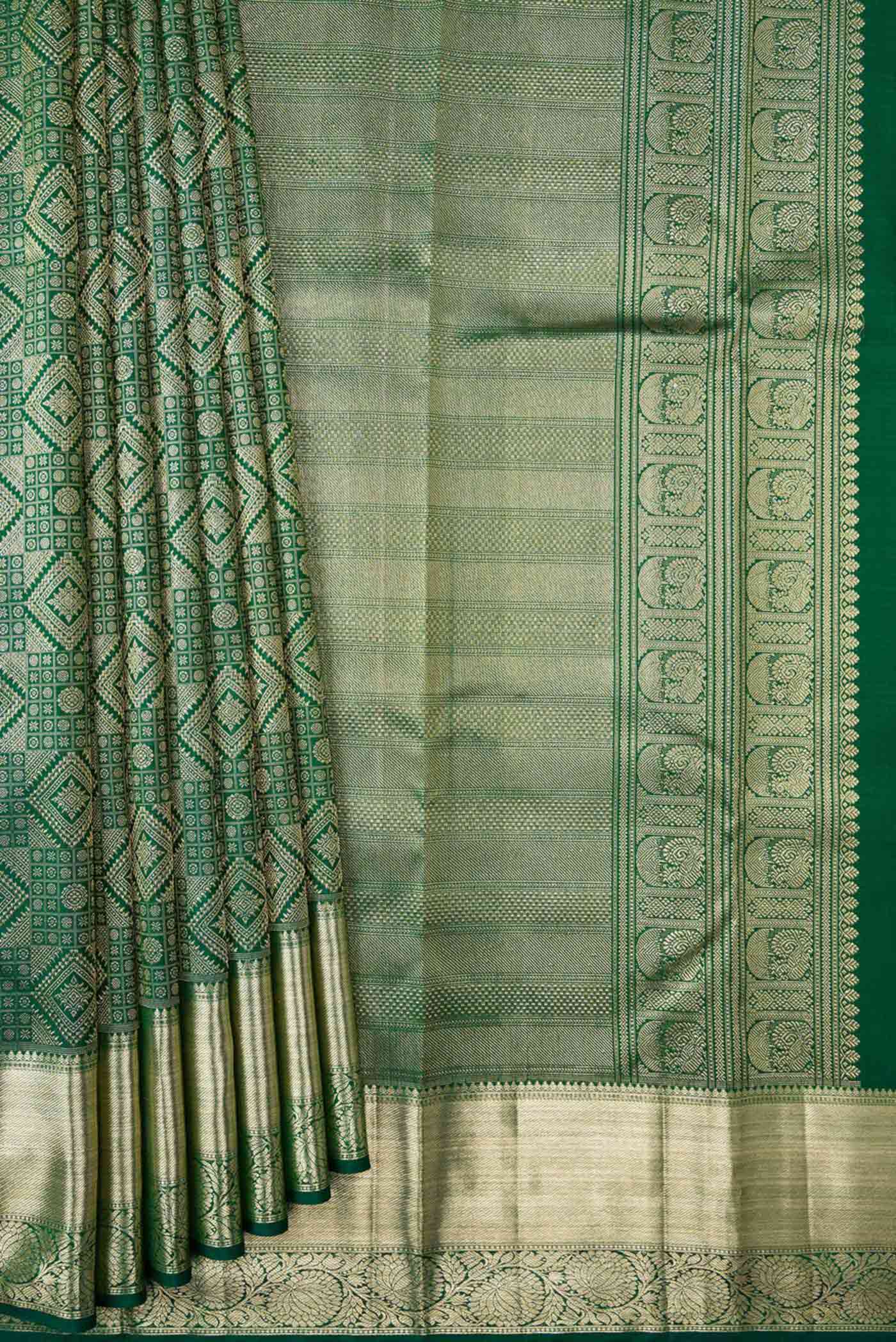 Bottle Green Dual Tone Kanchipuram Saree - Image 4