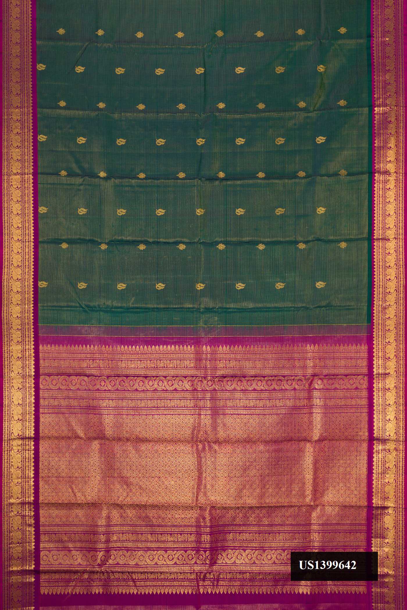 Bottle Green Dual Tone Kanchipuram Silk Saree