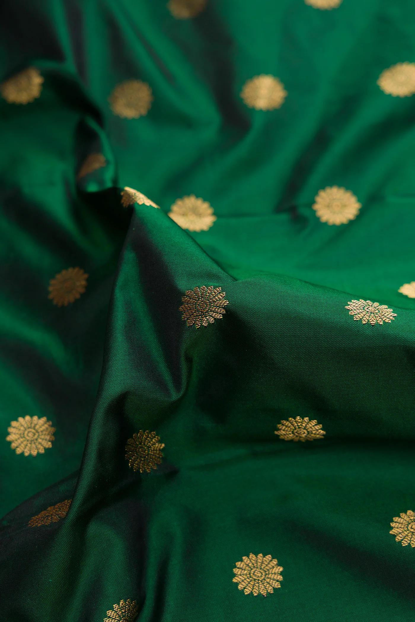 Bottle Green Paithani Silk Saree - Image 2