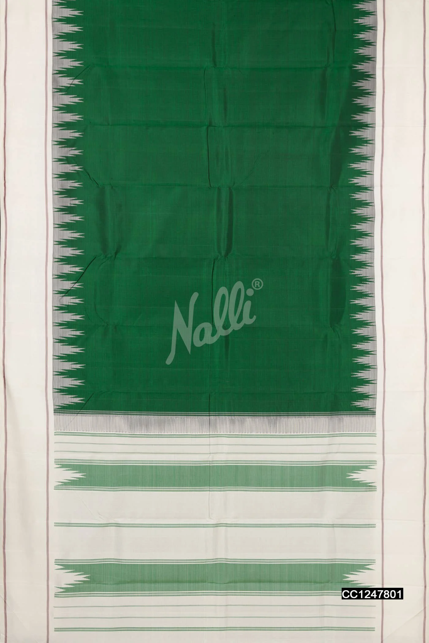 Bottle Green Kanchipuram Silk Saree