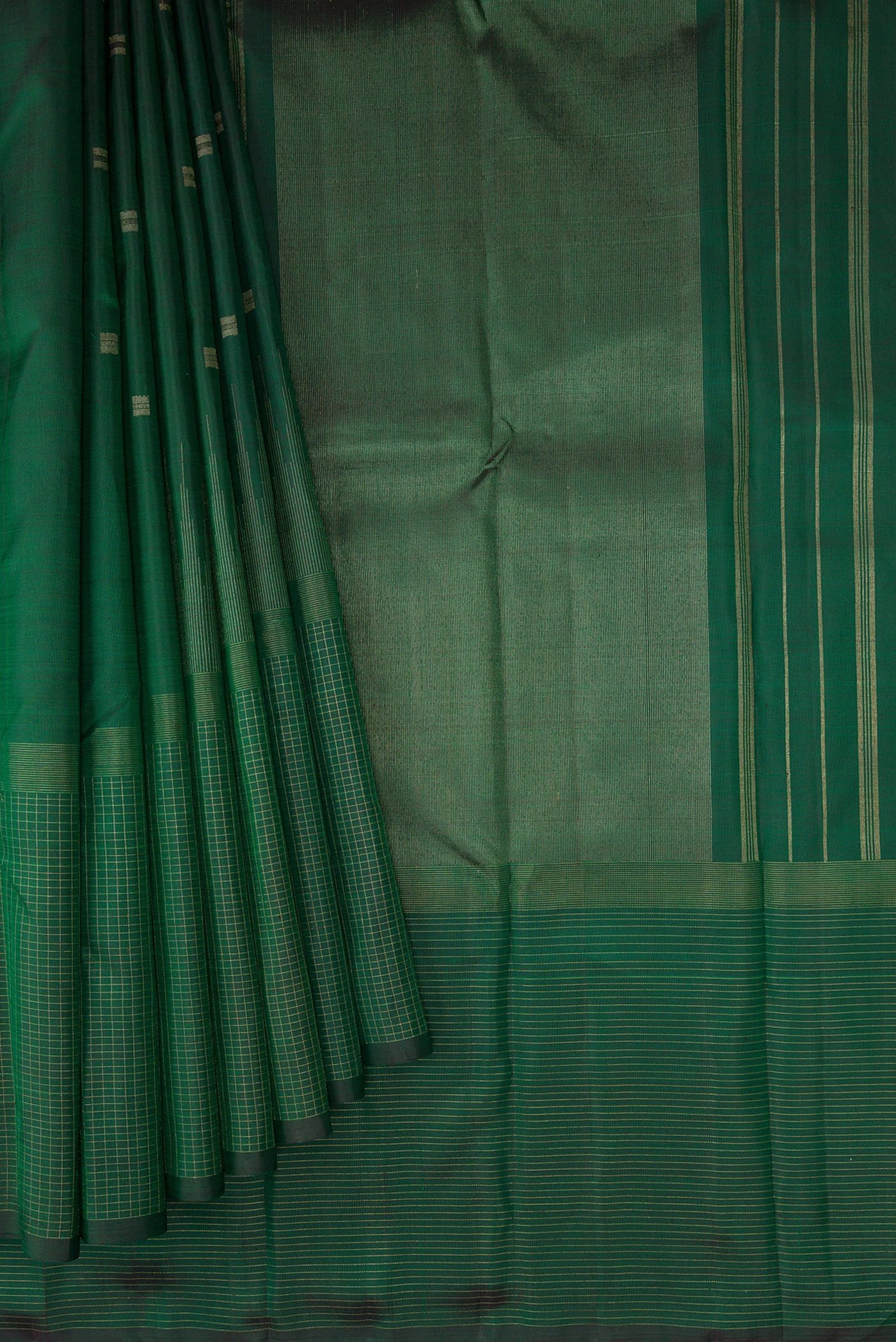 Pure Silk Pure Zari Bottle Green Kanchipuram Saree - Image 4