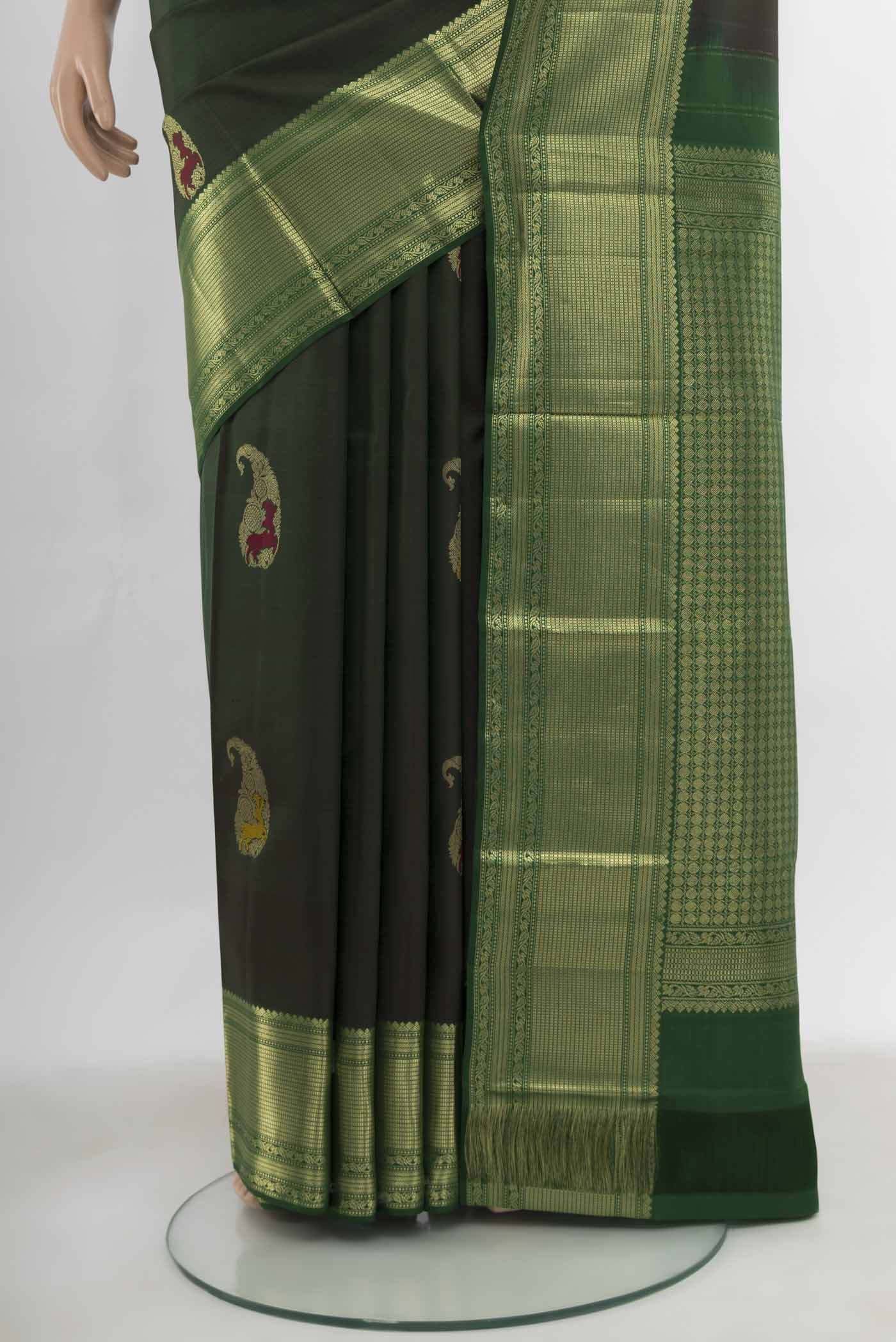 Bottle Green Kanjivaram Silk Saree - Image 3