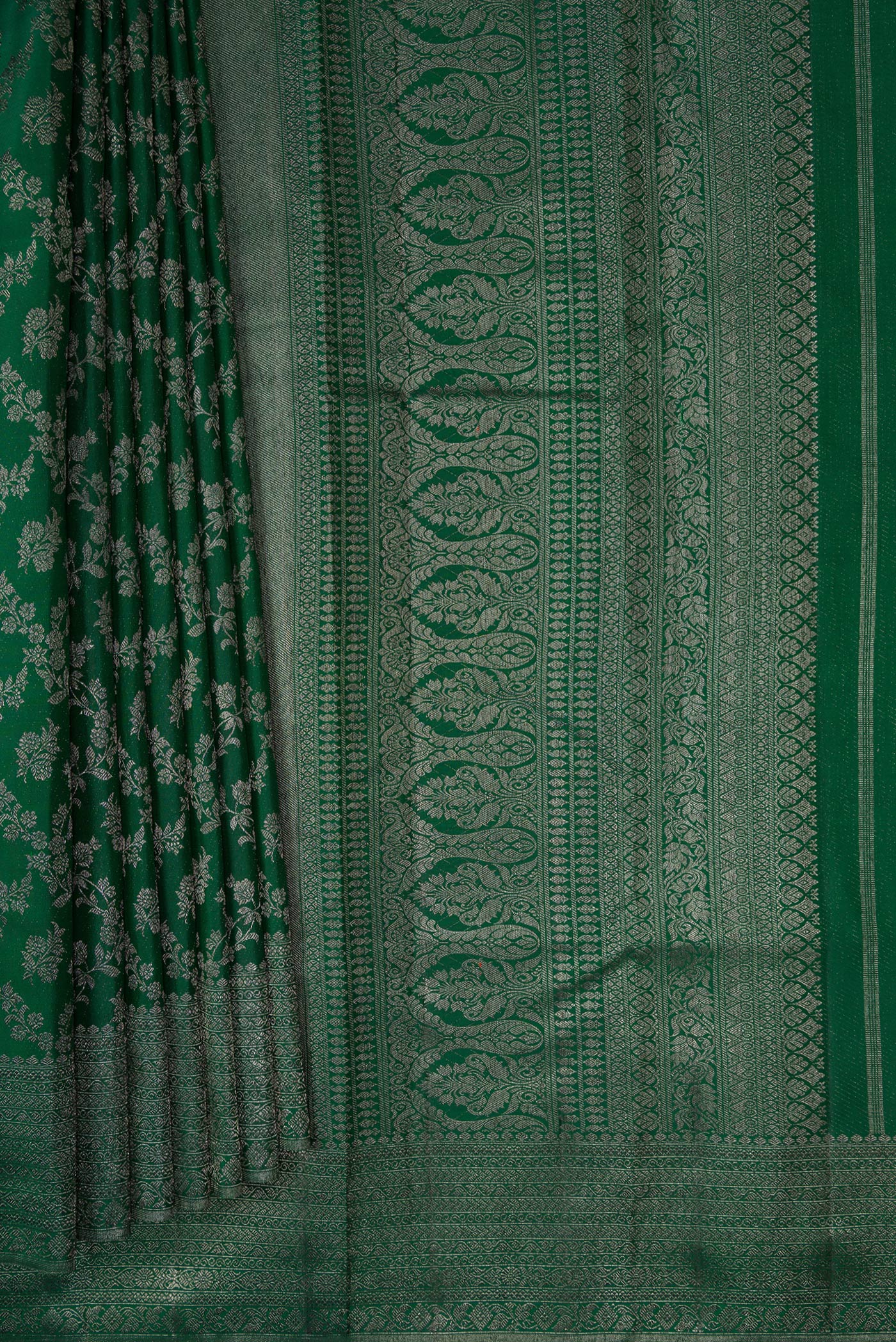 Bottle Green Kanjivaram Silk Saree - Image 4