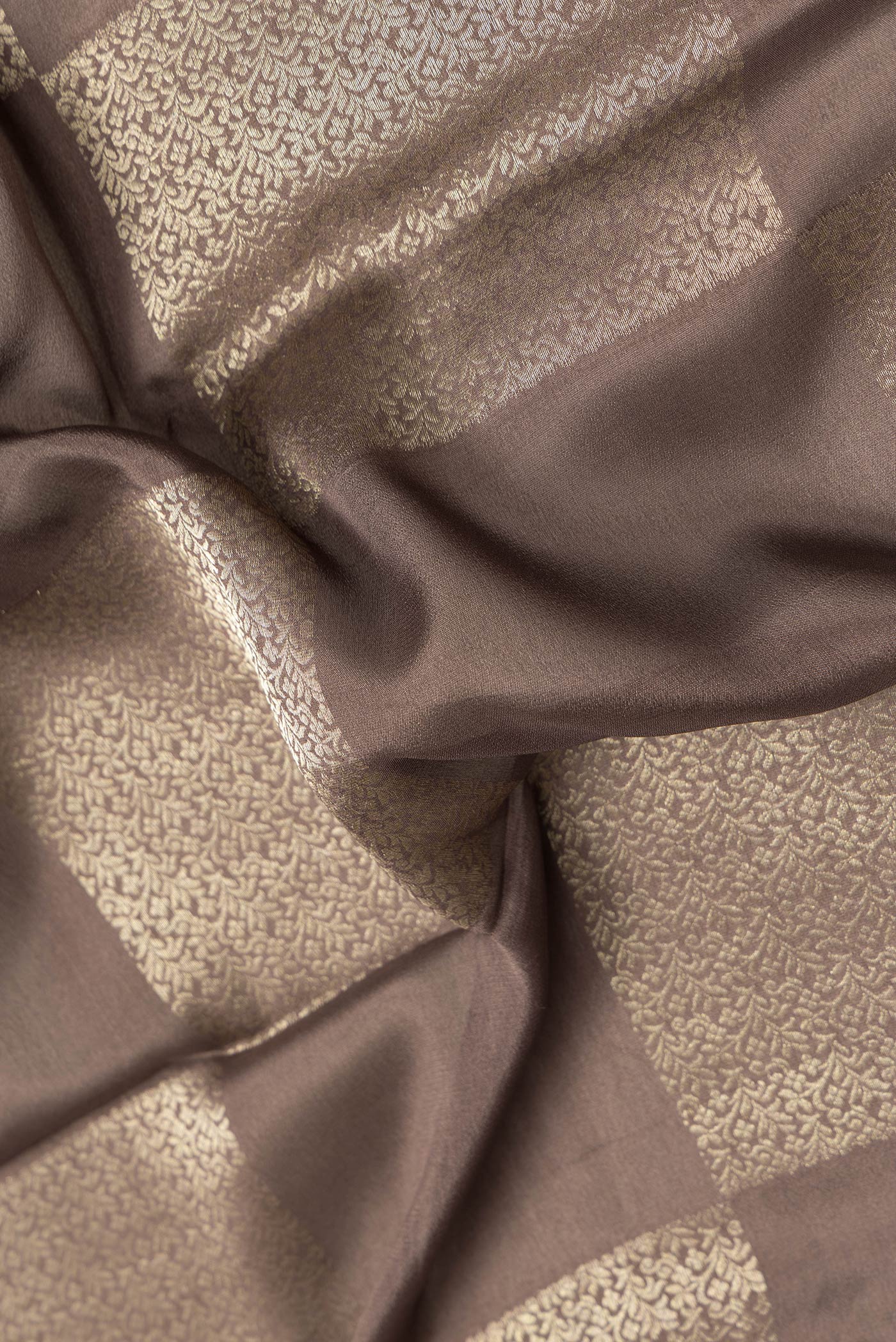 Brown Mysore Crepe Saree - Image 2