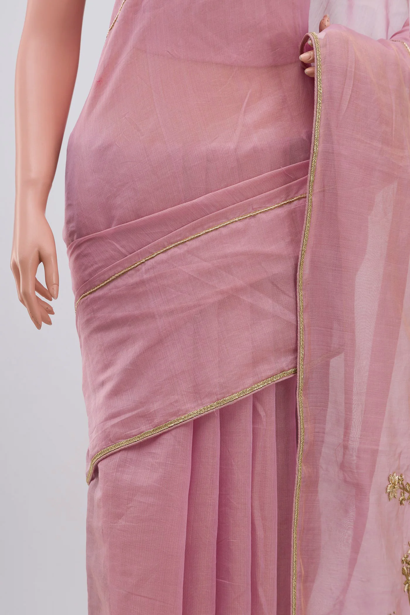 Bulbul- Pink Cotton Tissue Saree - Image 4