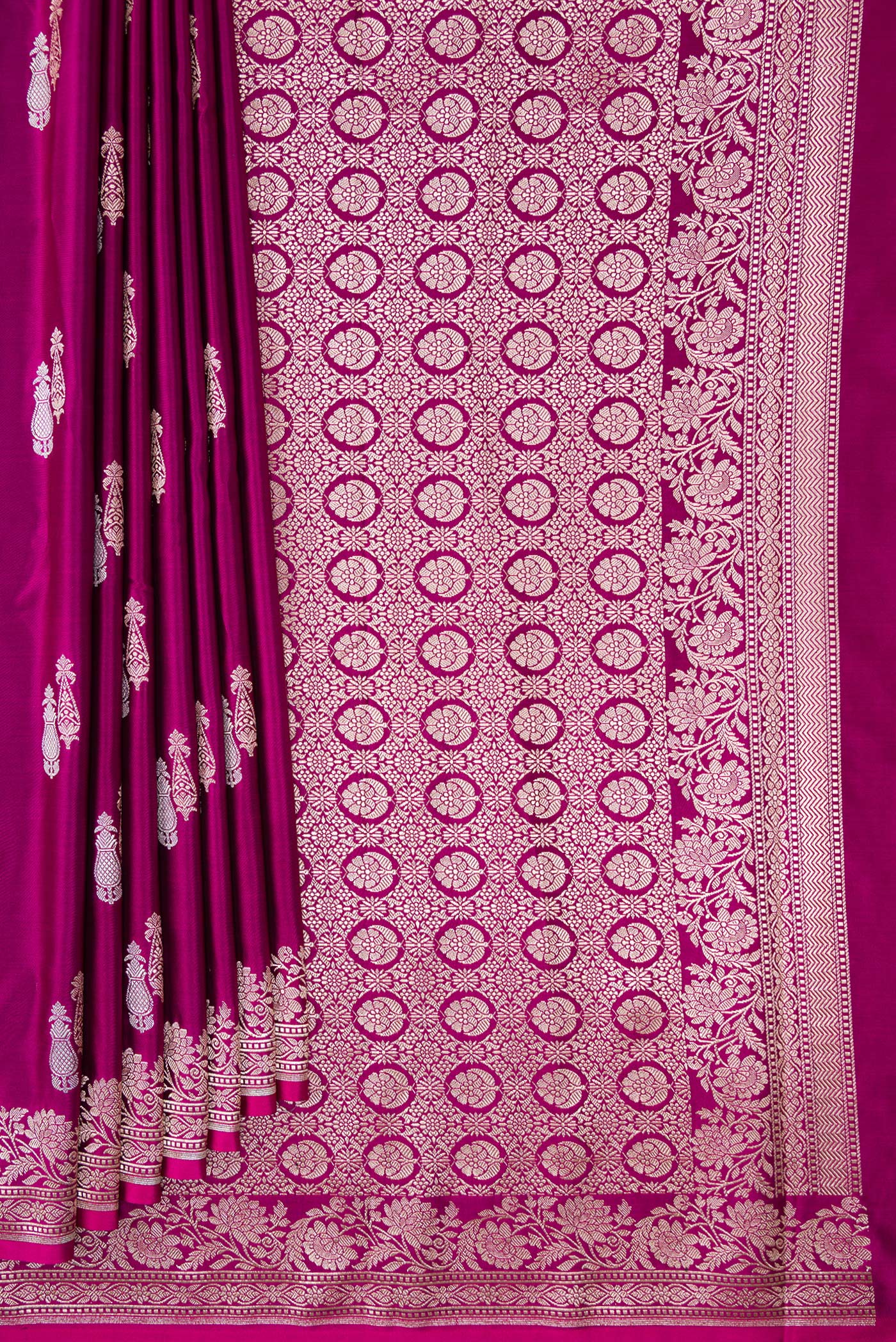 Magenta Blended Banarasi Silk Saree - Image 4