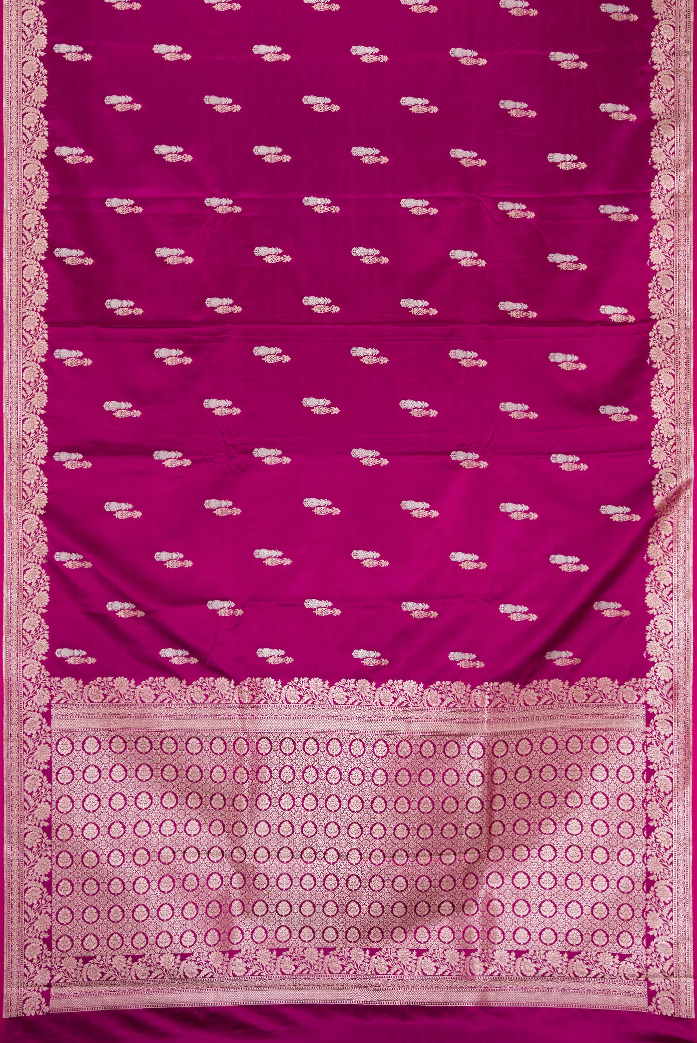 Magenta Blended Banarasi Silk Saree - Image 6