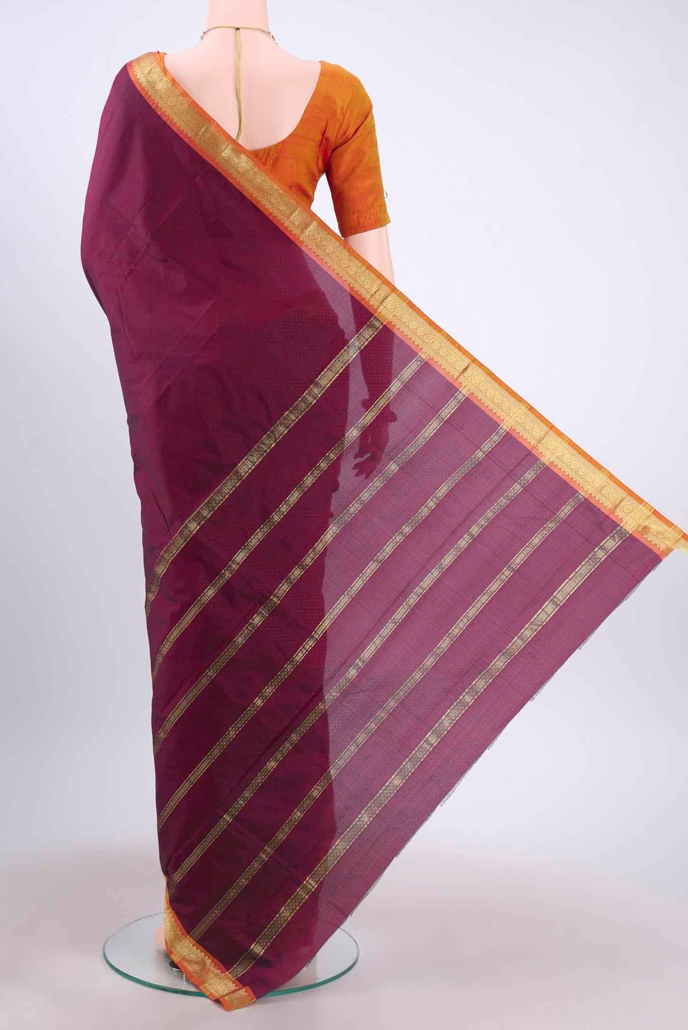 Burgundy Dual Tone Blended Bangalore Silk Saree - Image 3