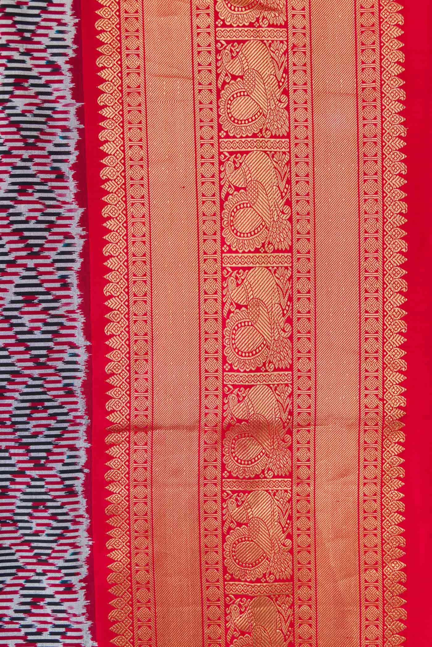 Burgundy Dual Tone Double Ikat Saree - Image 3