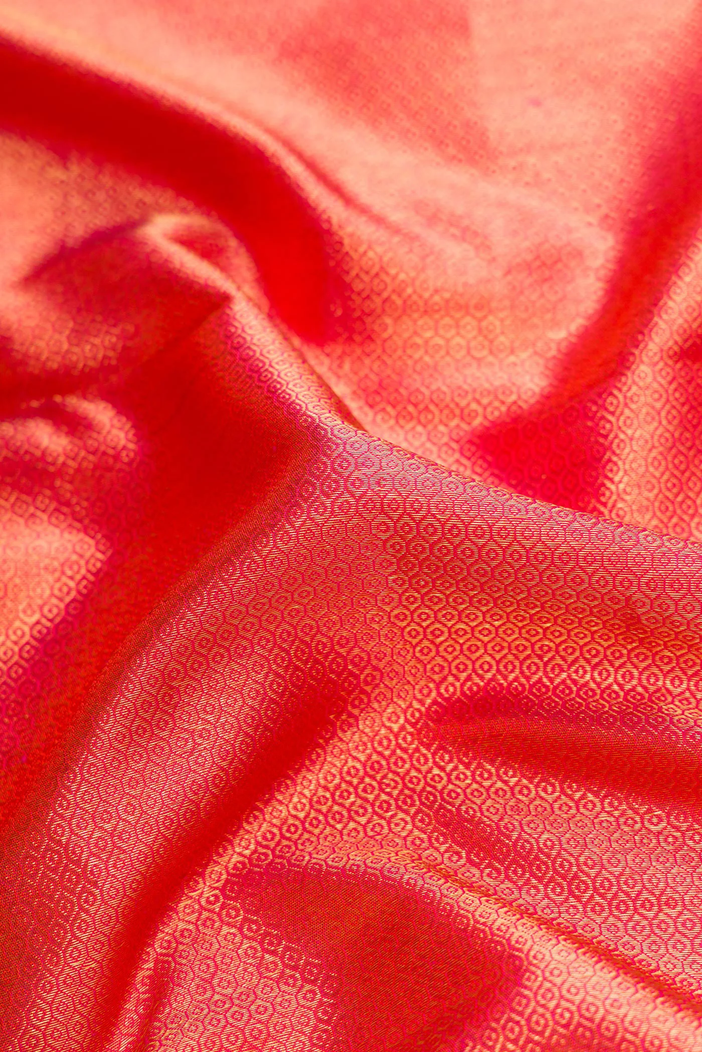 Pink with Orange Color Kanchipuram Silk Saree - Image 2