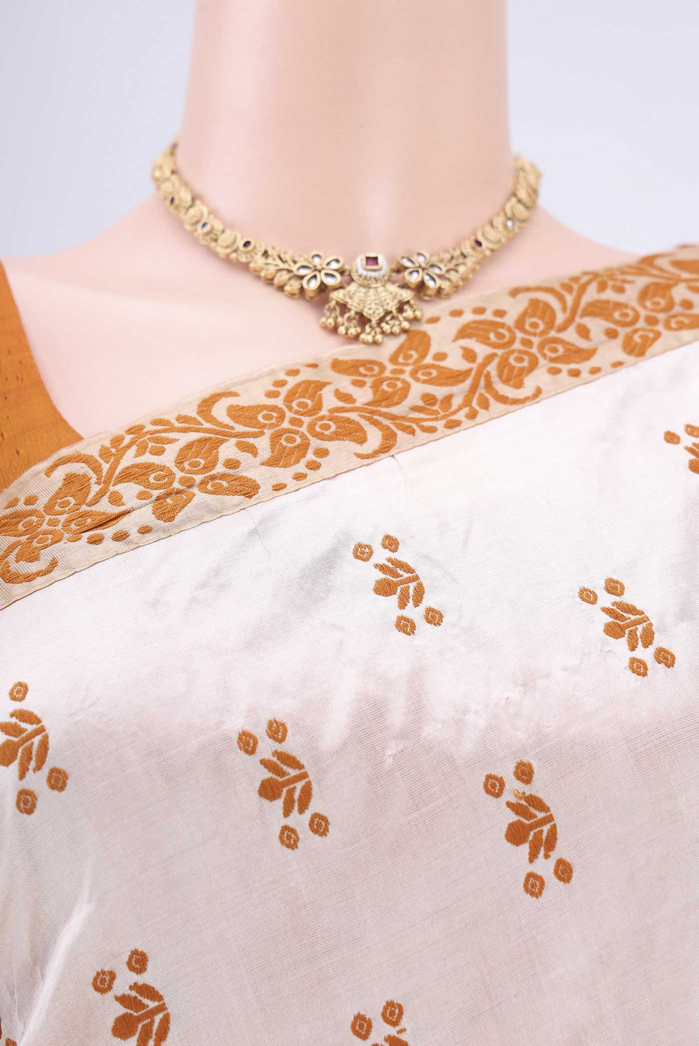 Cream Assam Silk Saree - Image 2