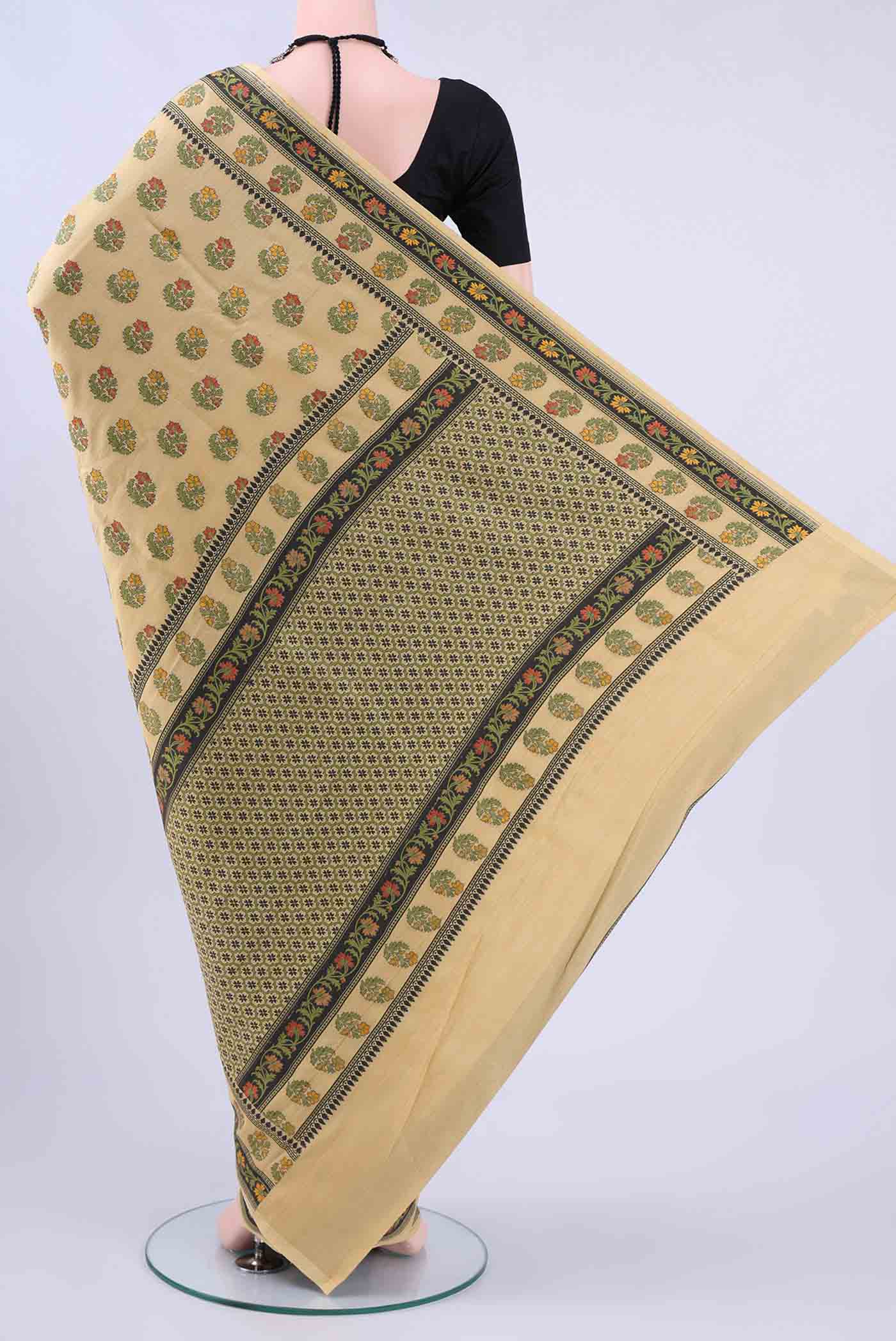 Cream Banarasi Saree - Image 3