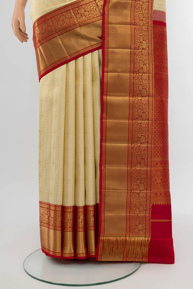 Cream Kanchipuram Silk Saree - Image 3