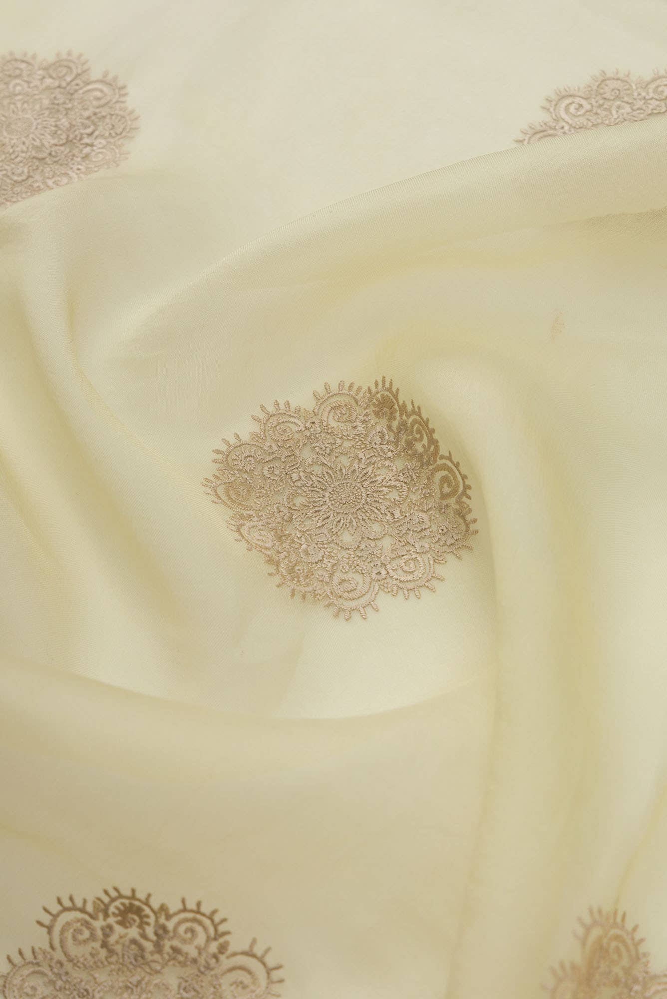 Garden of Eden Cream floral design saree from Embroidered Romance Collection by Nalli - Image 5