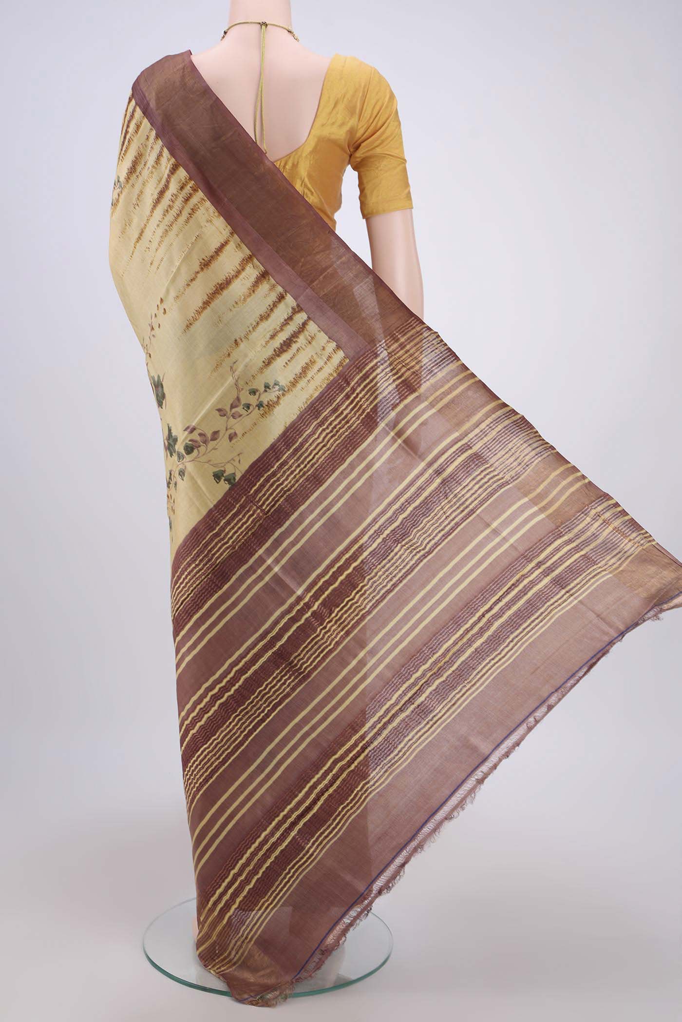 Beige Tussar Silk Saree - Image 3