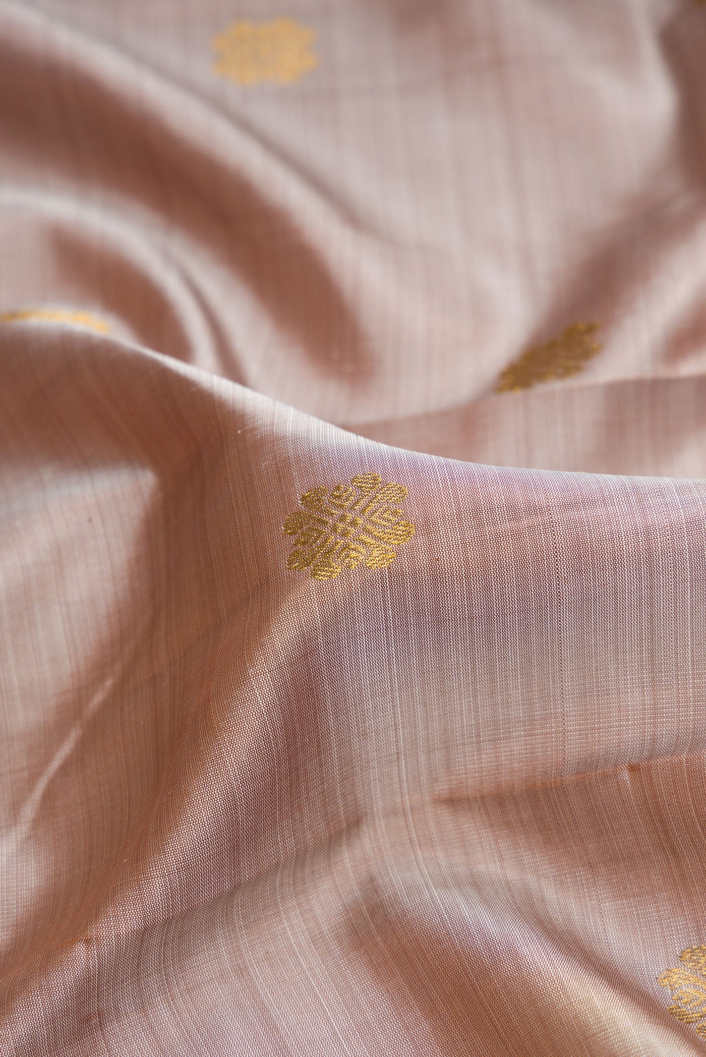 Rose Gold Kanjivaram Silk Saree - Image 2