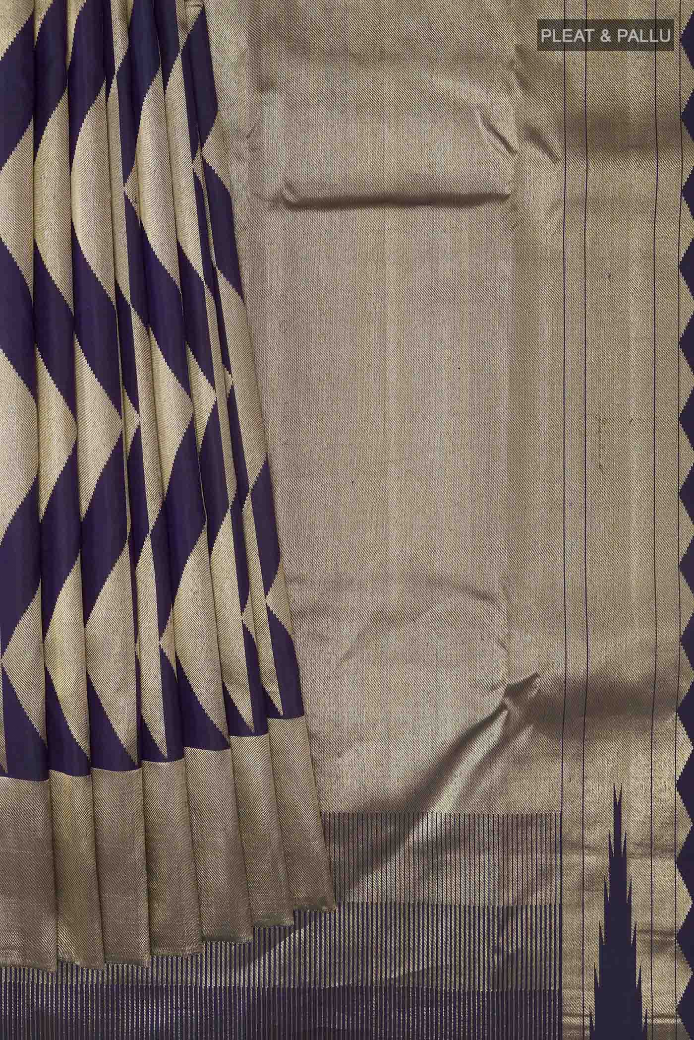 Navy Blue Kanchipuram Silk Saree - Image 4