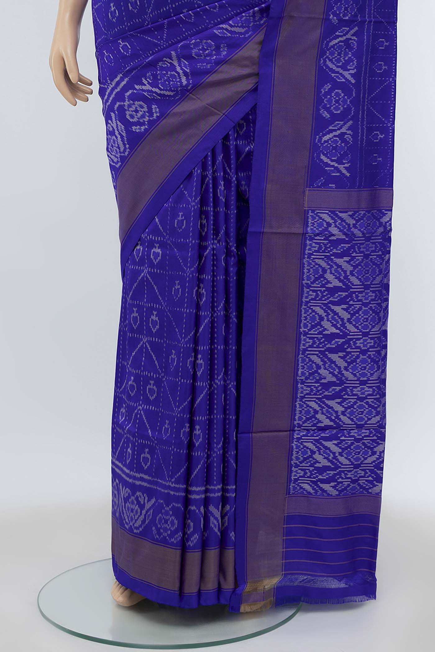 Dark Blue Pochampally Silk Saree - Image 3