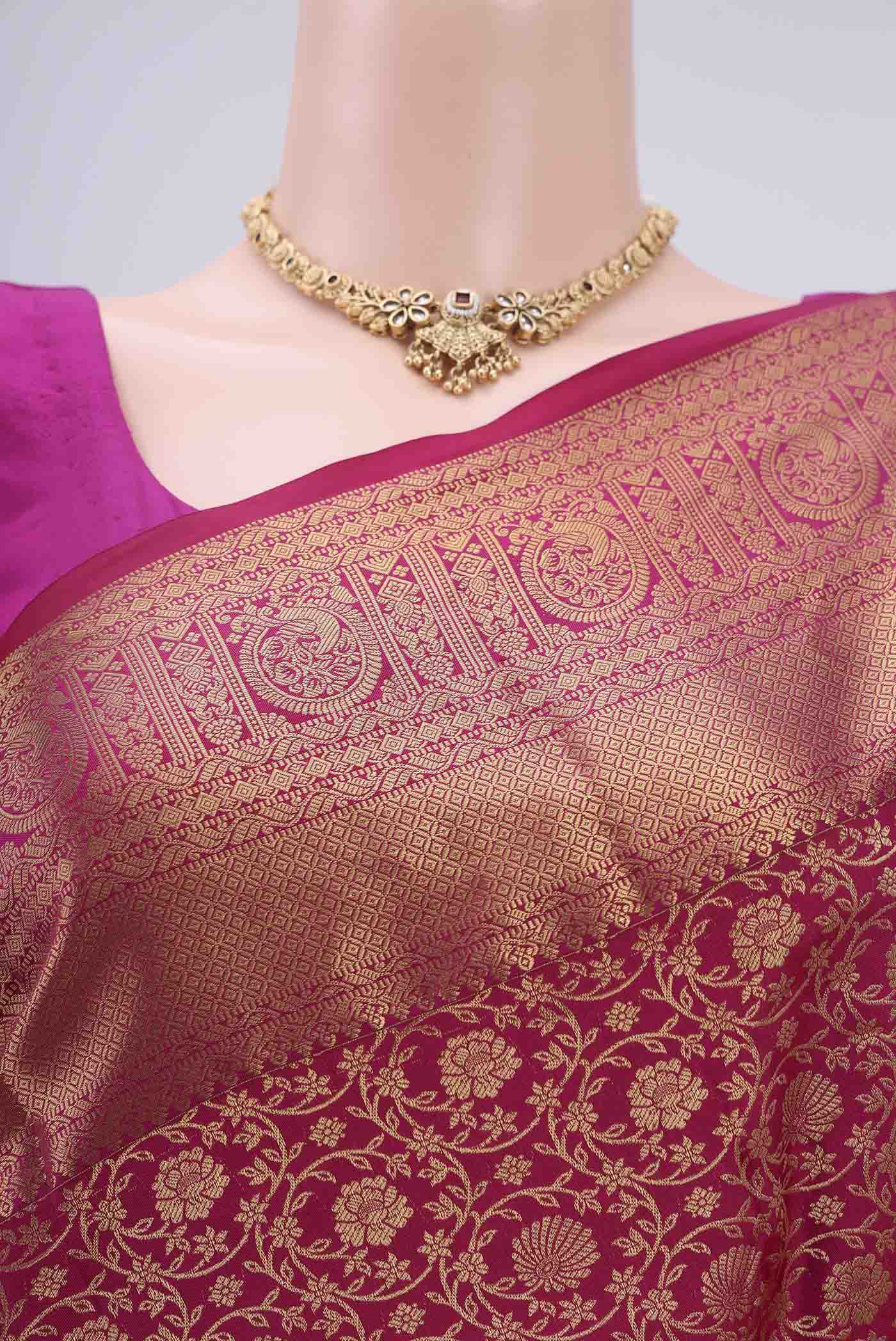 Dark Pink Bangalore Silk Saree - Image 2