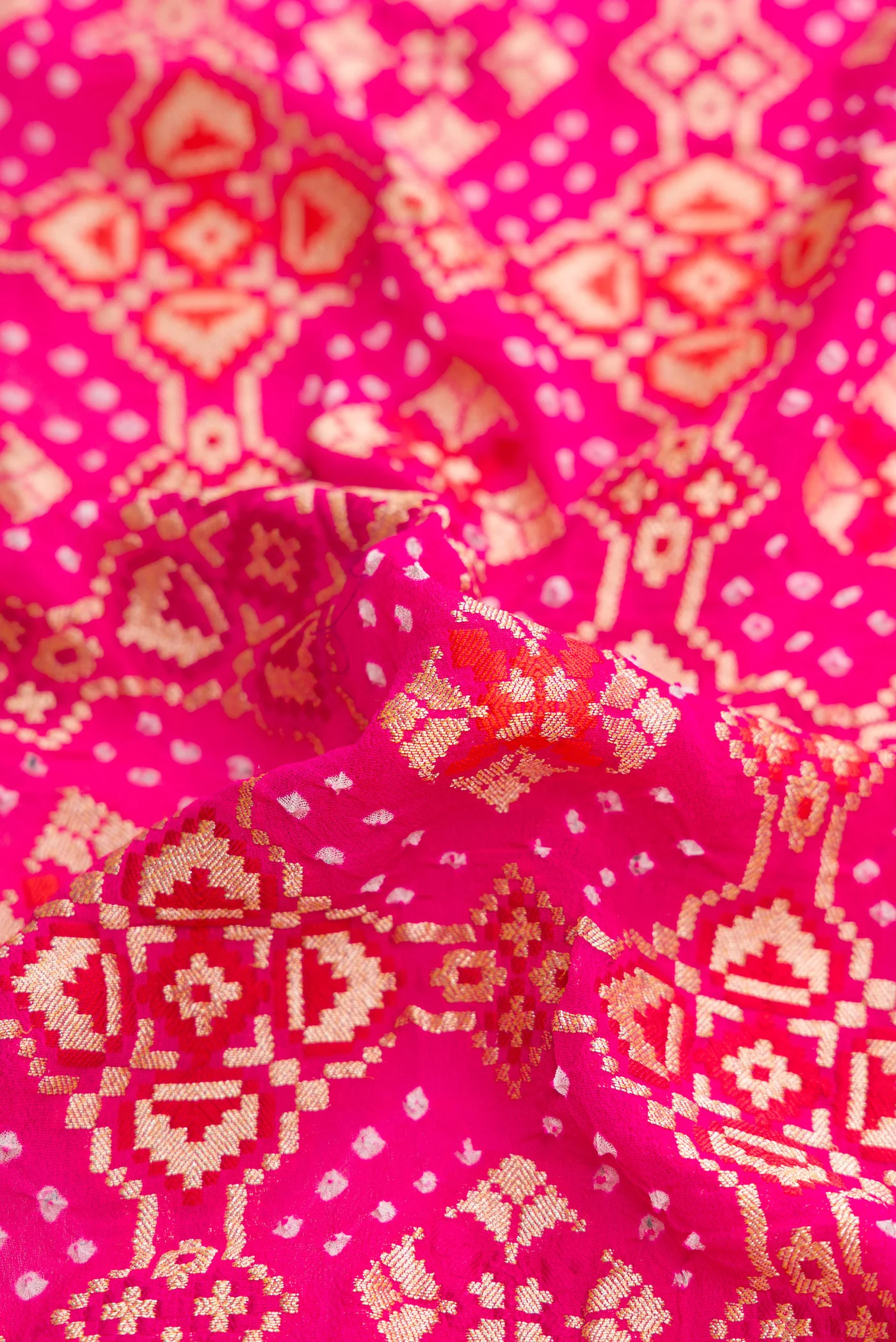 Pink Banarasi Georgette Saree - Image 2