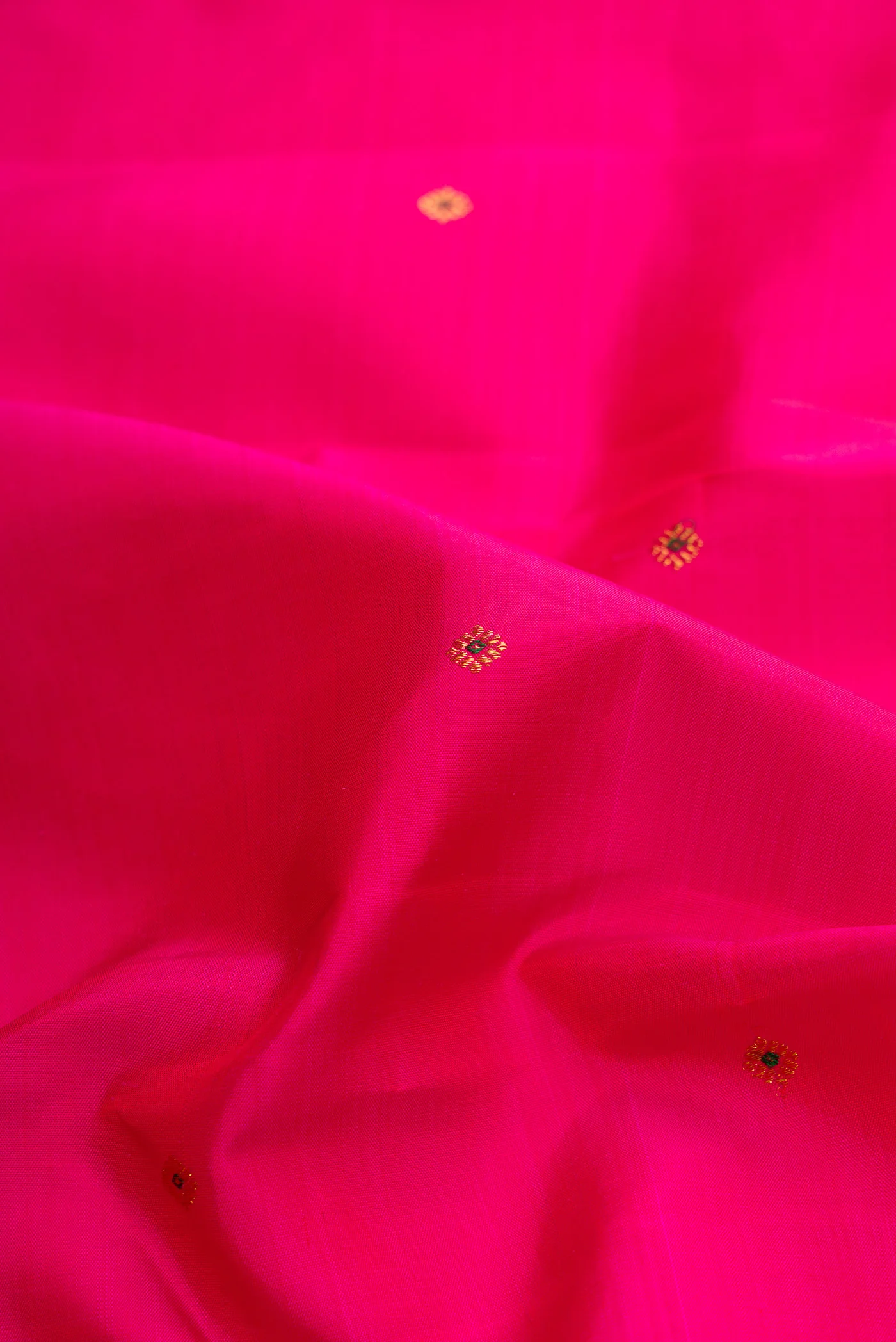 Pure Silk Pure Zari Pink Kanchipuram Saree - Image 2