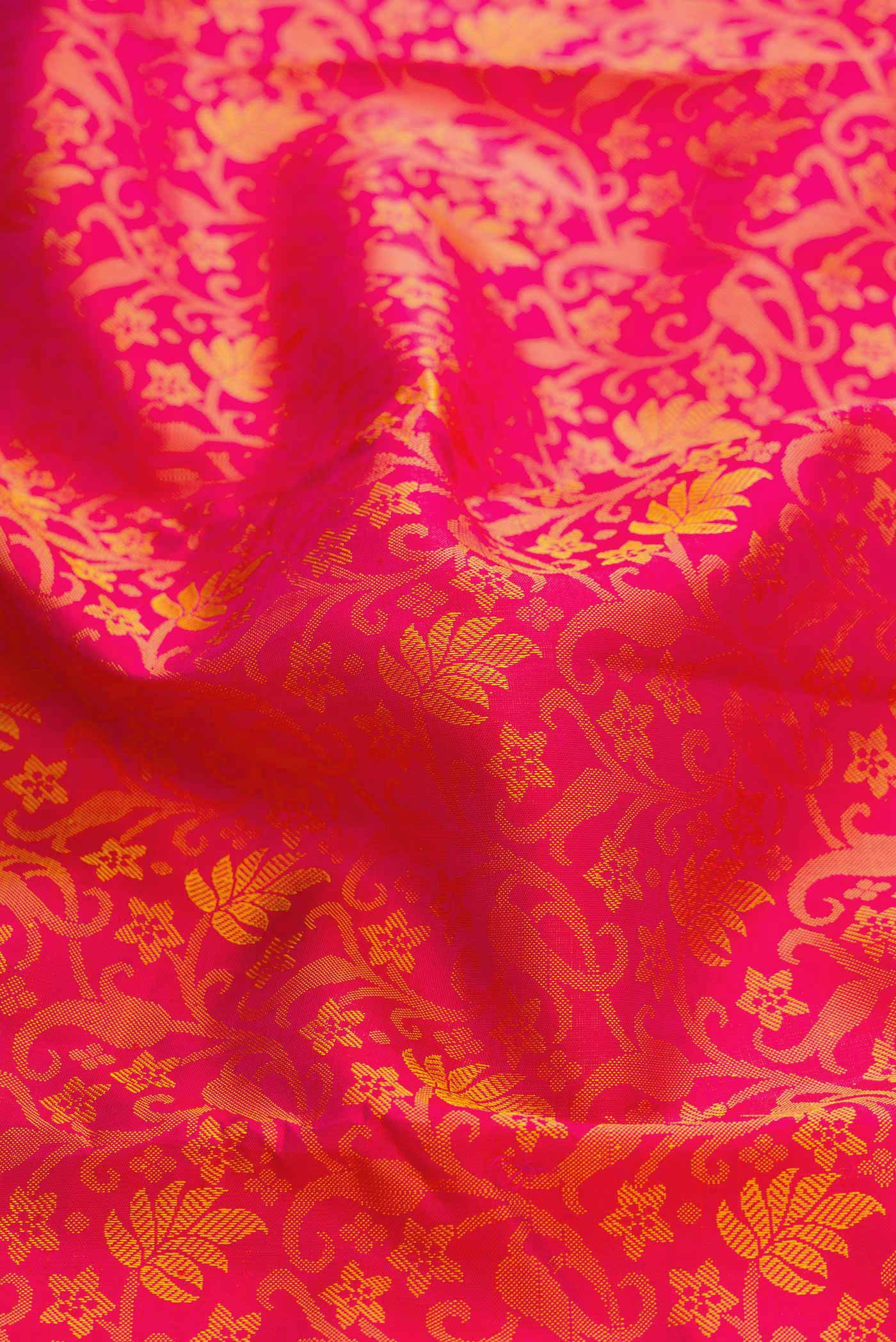 Dark Pink Dual Tone Kanchipuram Silk Saree - Image 2