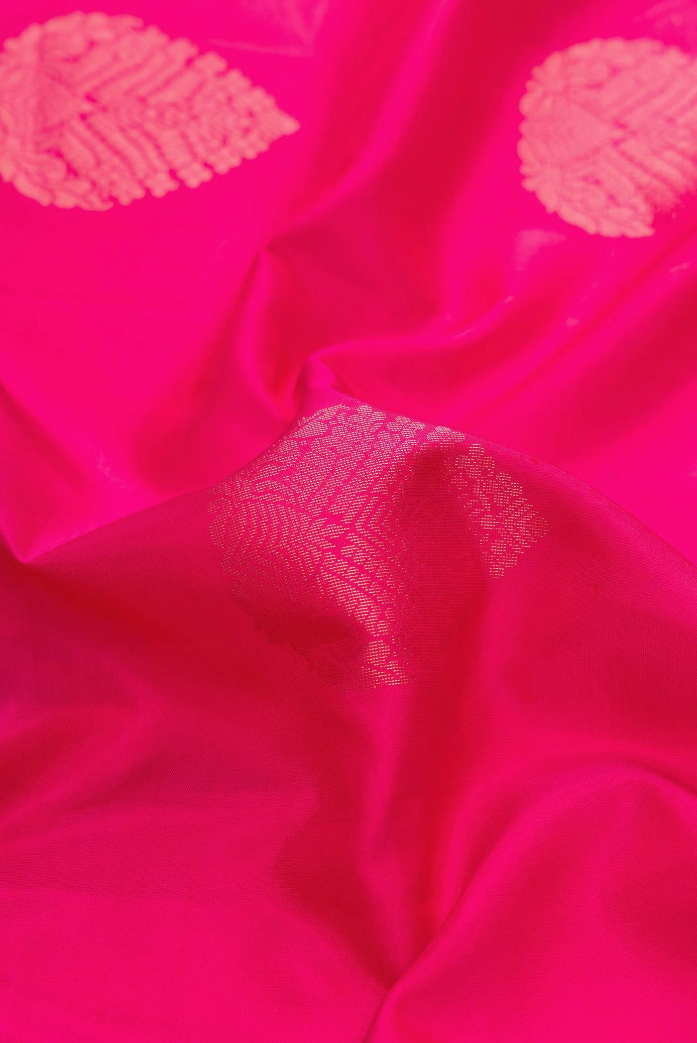 Dark Pink Dual Tone Soft Silk Saree - Image 2