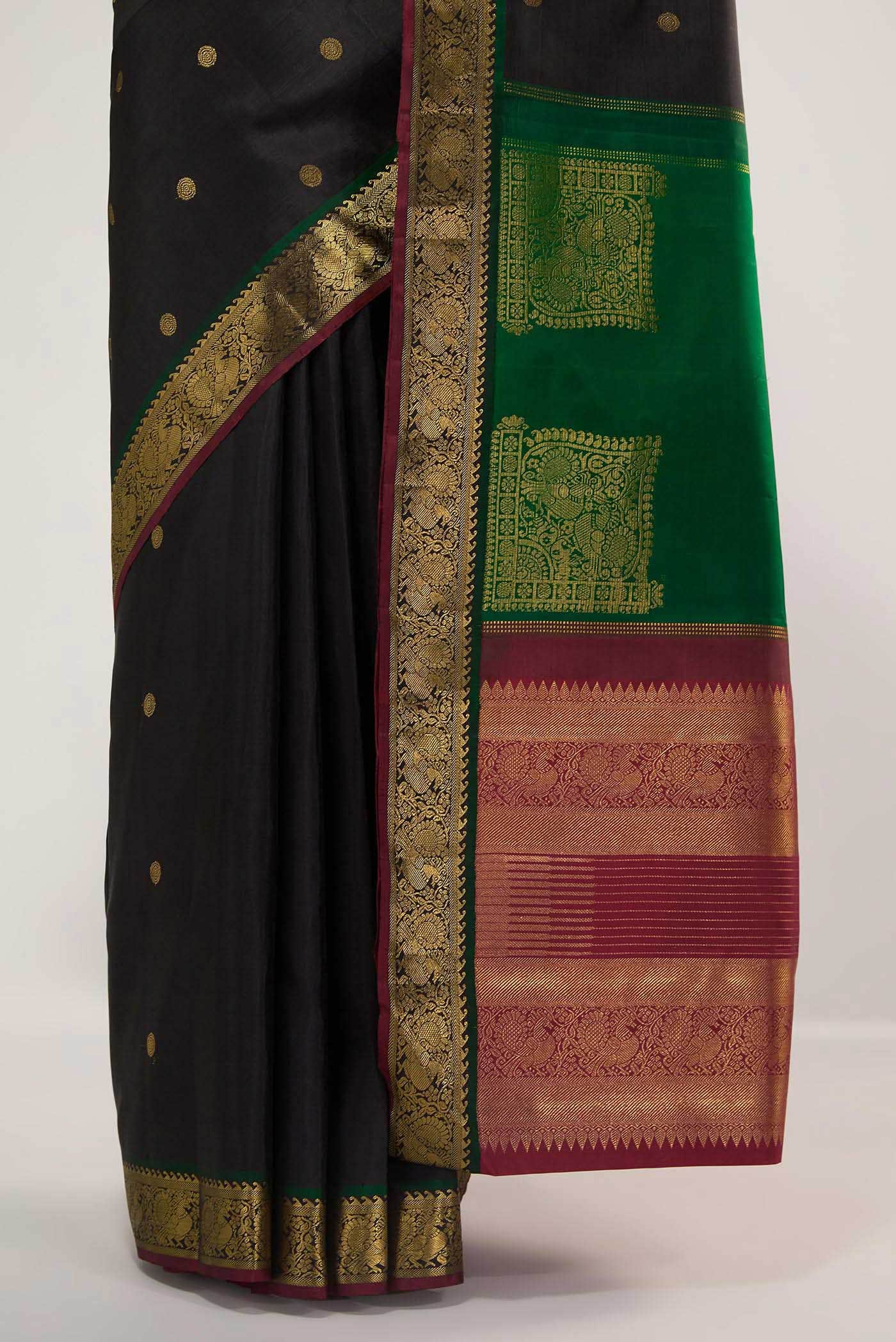 Dvisha-Pure Silk Pure Gold Zari Black Kanchipuram Saree - Image 4