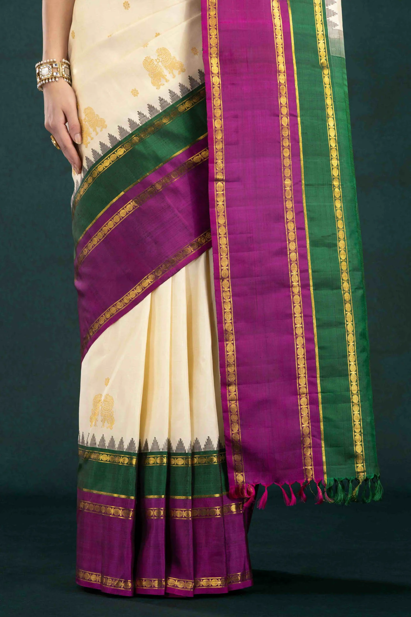 Gauri-Off White Kanchipuram Silk Saree - Image 5