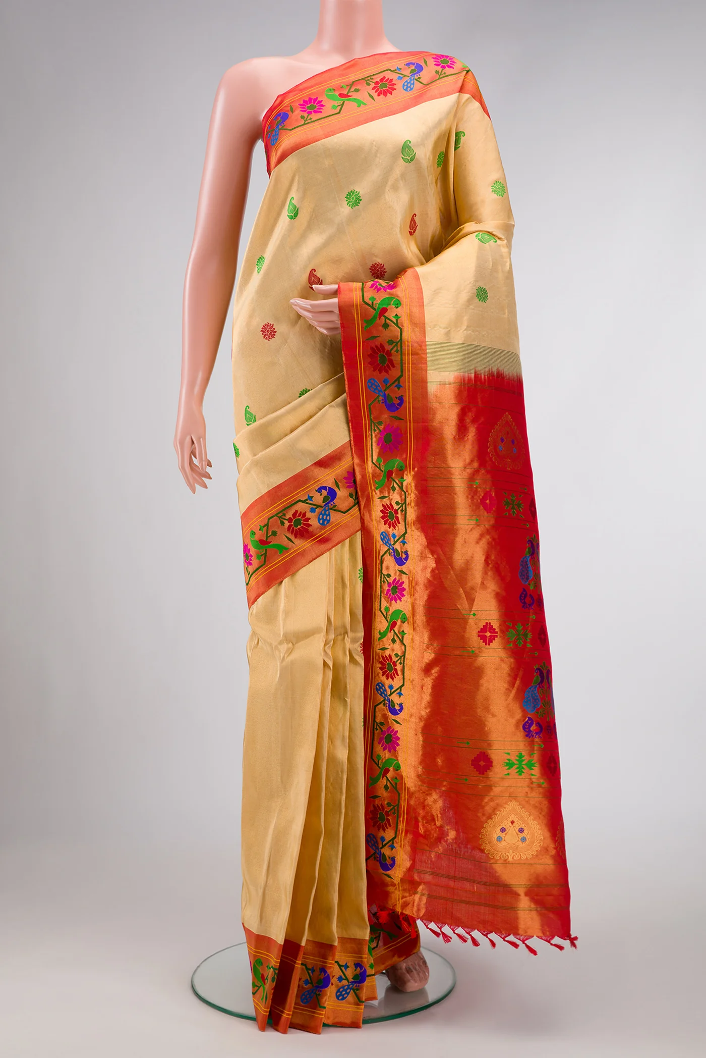 Gold Dual Tone Gadwal Silk Saree