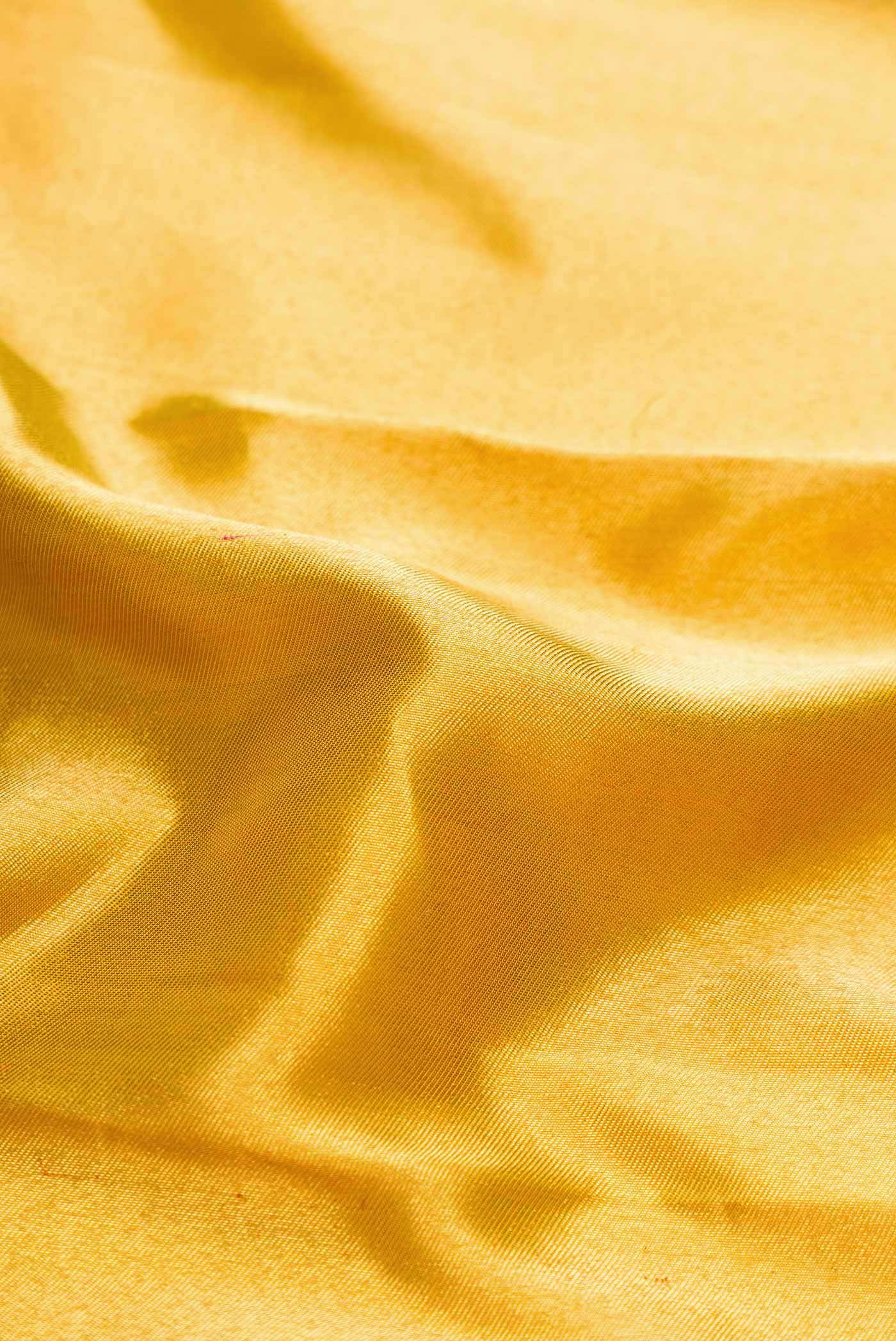 Pure Silk Pure Zari Gold Dual Tone Kanjivaram Tissue Saree - Image 3