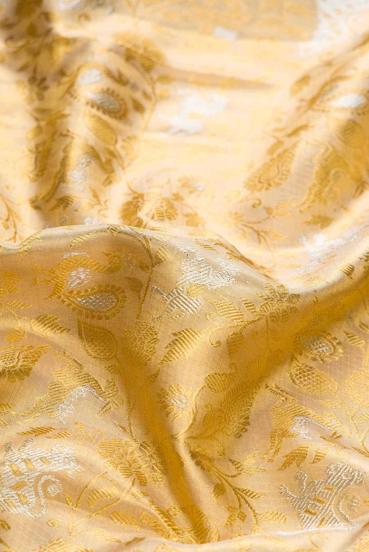 Pure Silk Pure Zari Gold Dual Tone Kanjivaram Tissue Saree - Image 3