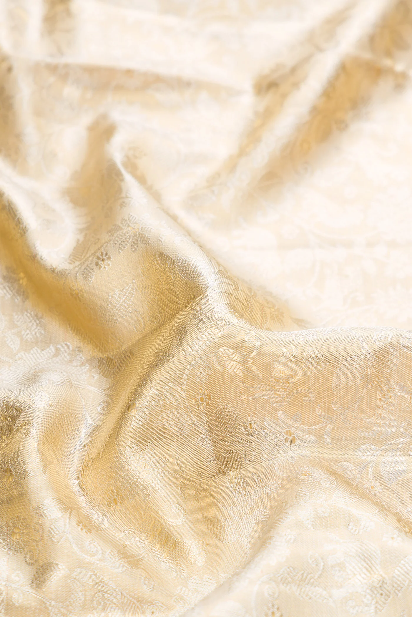 Cream with Gold Color Kanjivaram Tissue Silk Saree - Image 2