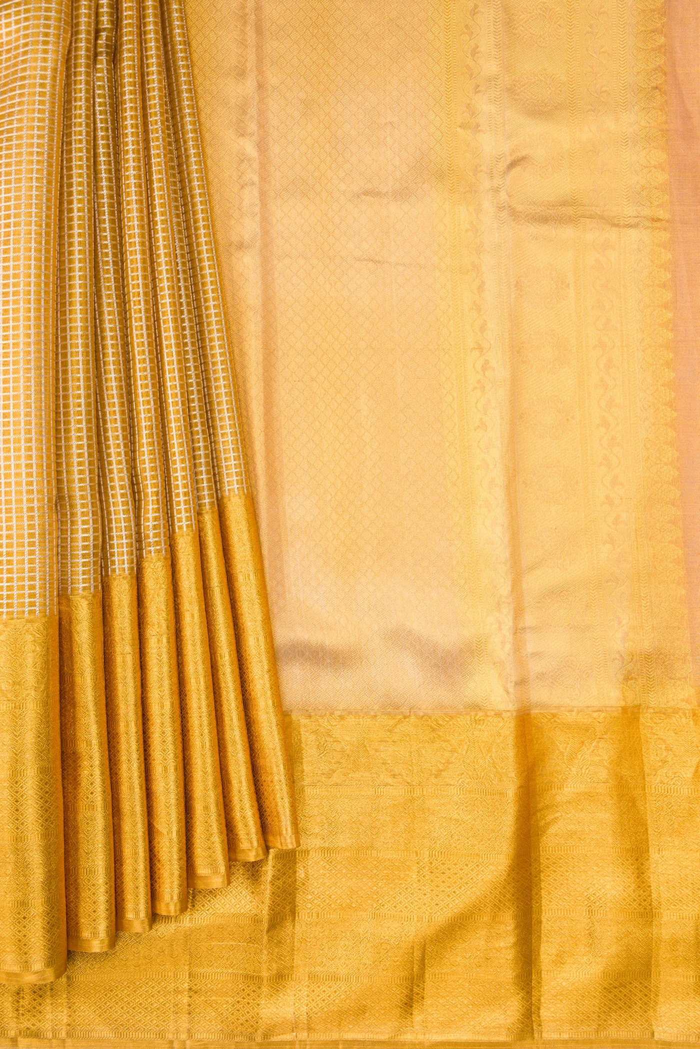 Sandal Dual Tone Kanjivaram Tissue Silk Saree - Image 4