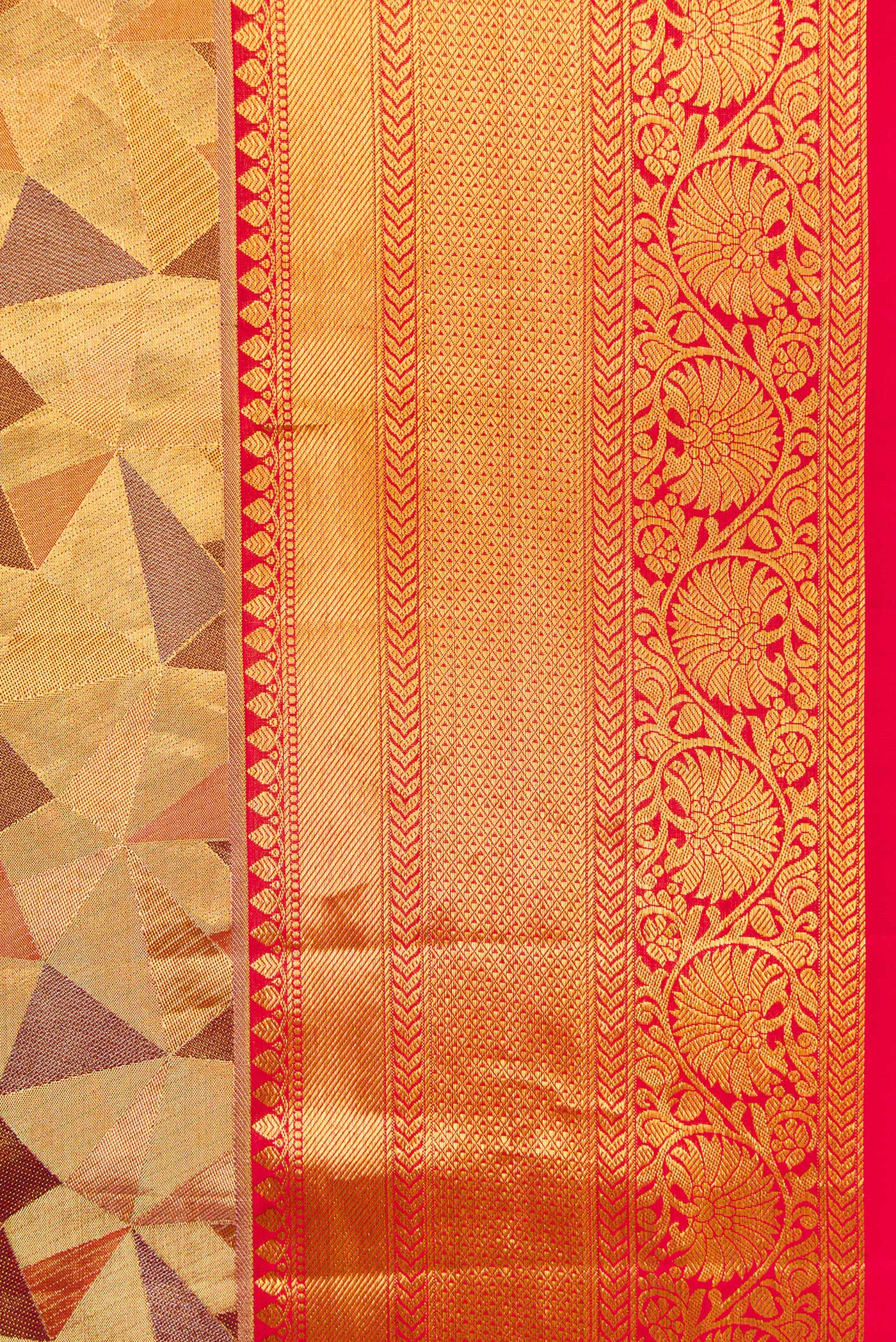 Gold Dual Tone Kanjivaram Tissue Silk Saree - Image 3