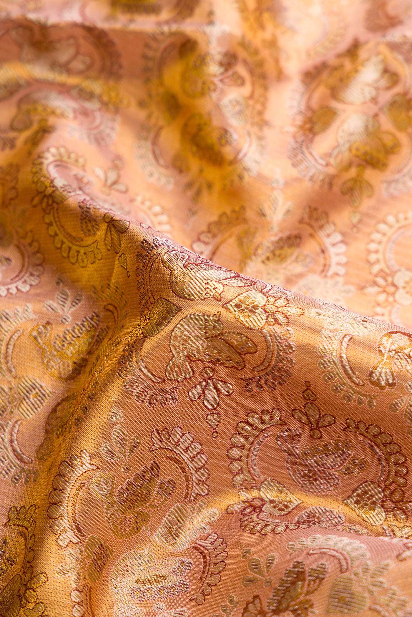 Sandal Dual Tone Kanjivaram Tissue Silk Saree - Image 2