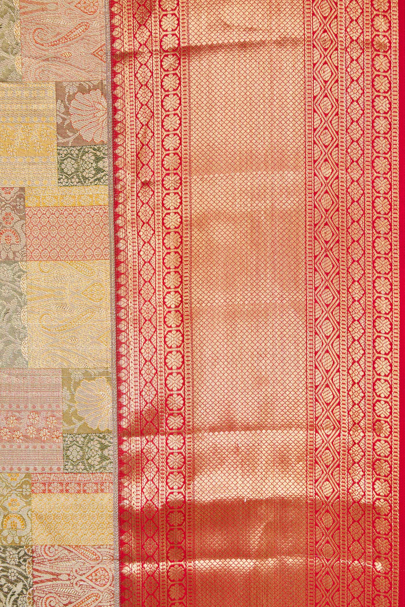 Gold Dual Tone Kanjivaram Tissue Silk Saree - Image 3